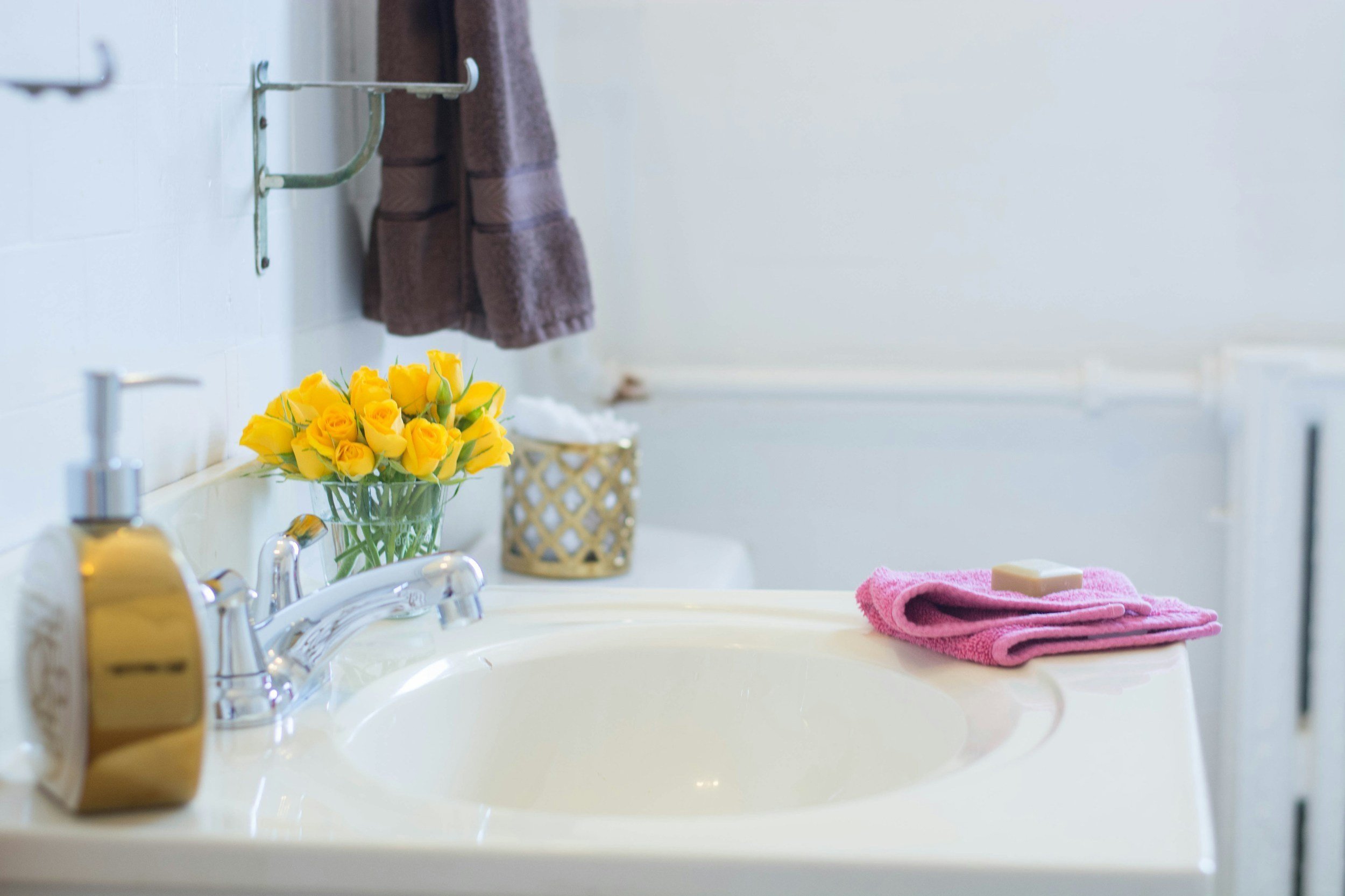 Why Antimicrobial Towels Are Essential for a Healthier Bathroom: Research-Backed Benefits