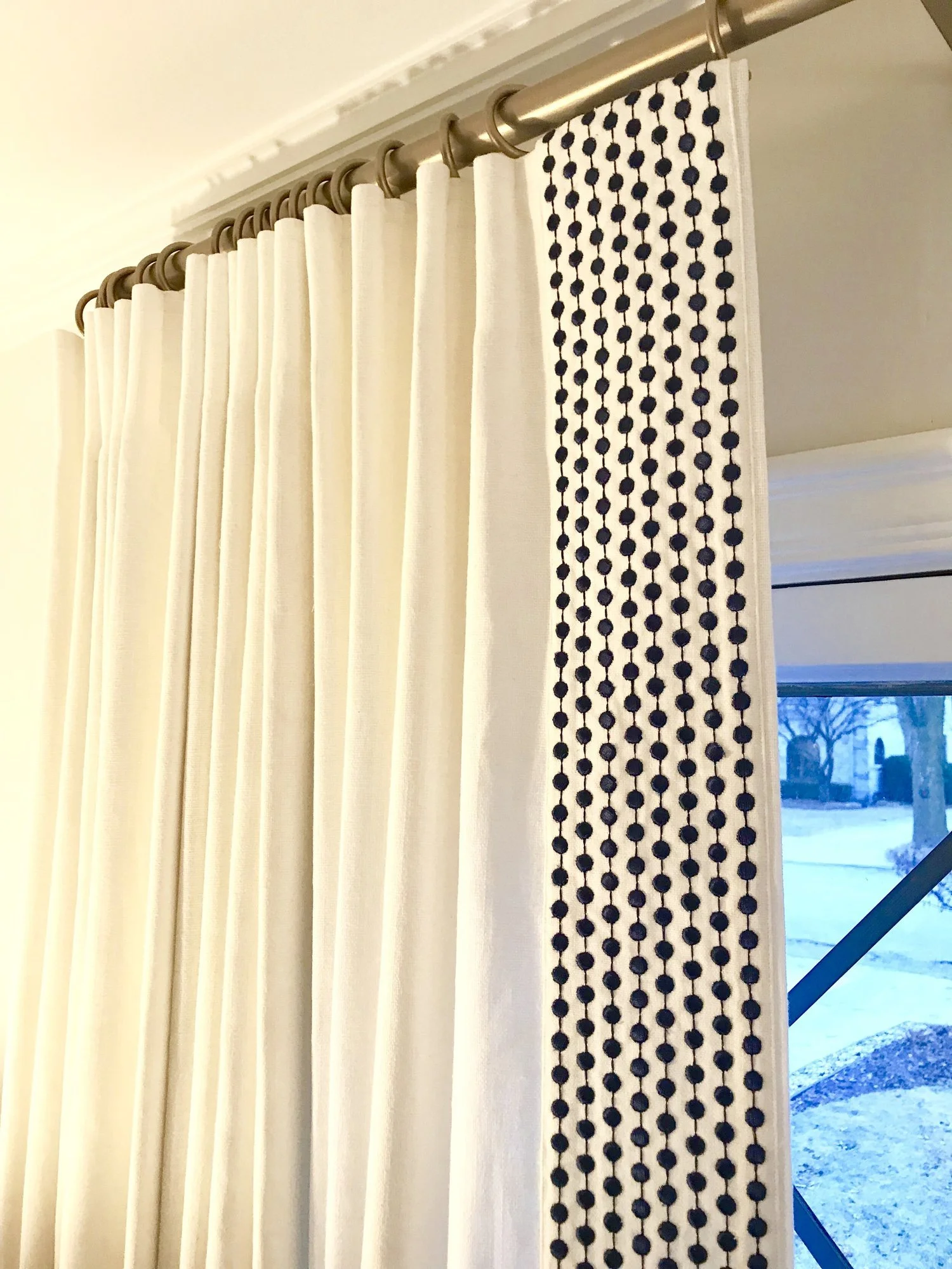 Designer: Summit Drive Design | Fabrication: In'Spier Workroom