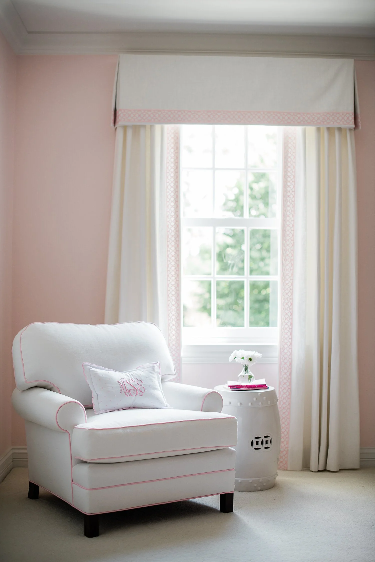 Designer: Summit Drive Design | Fabrication: In'Spier Workroom