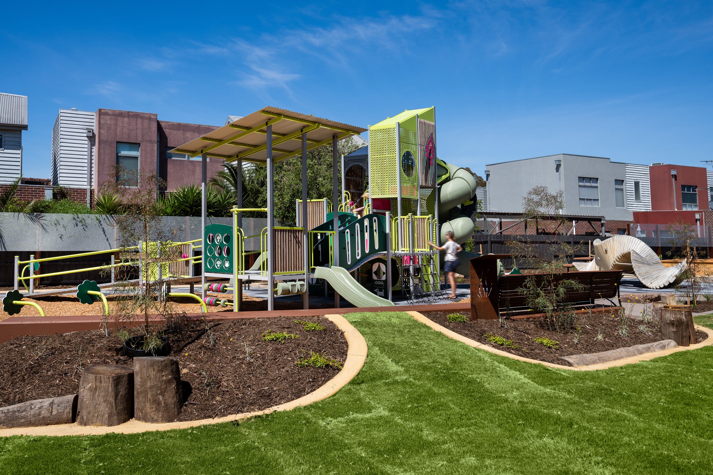 036_ServicePlayground.jpg