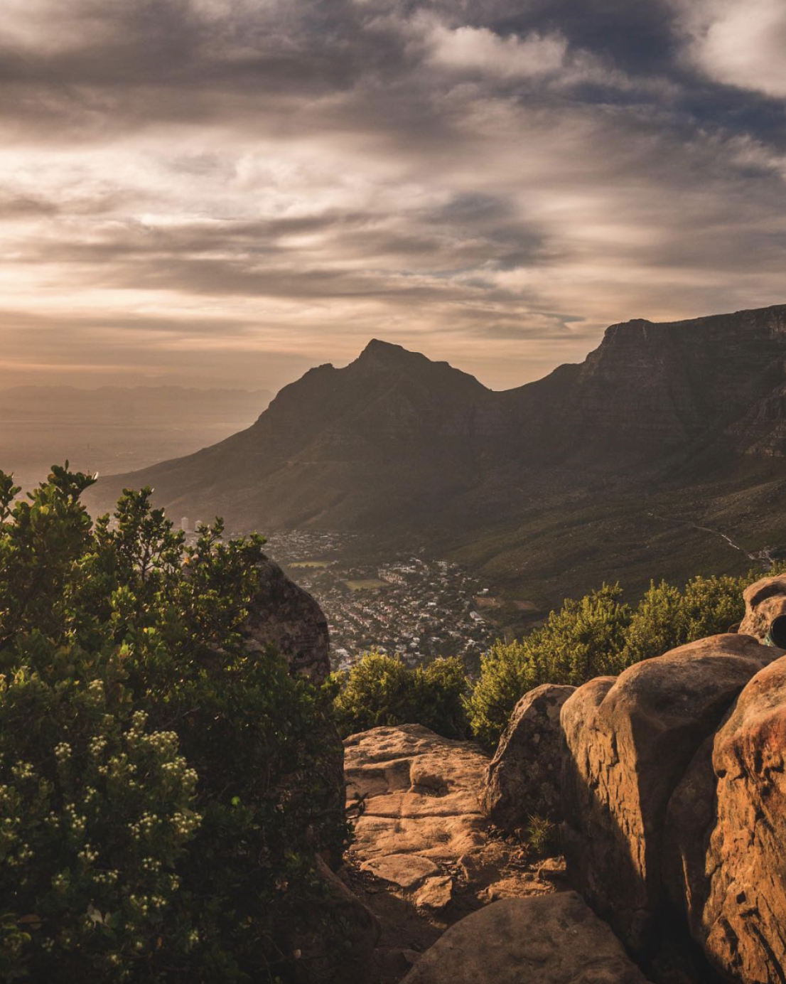 ATLAS: Minimalism, Ubuntu, &amp; Living Outside The Lines