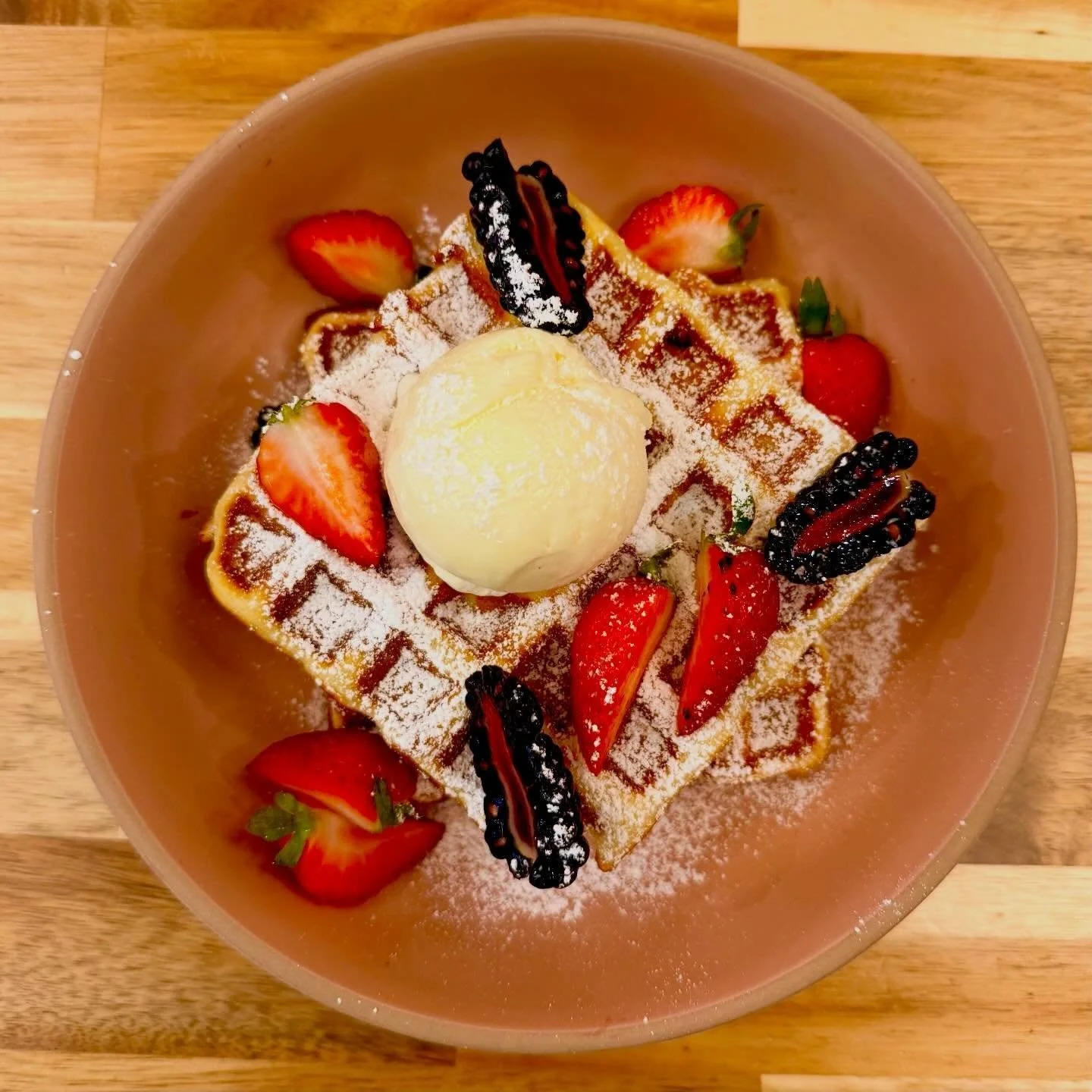 💕 New Bowl Drop 💕

We&rsquo;ve spent weeks testing and perfecting different waffle batter recipes (it&rsquo;s a hard job 😉) 

We&rsquo;ve finalized this one that delivers a crispy waffle on the outside with a fluffy texture on the inside and delic