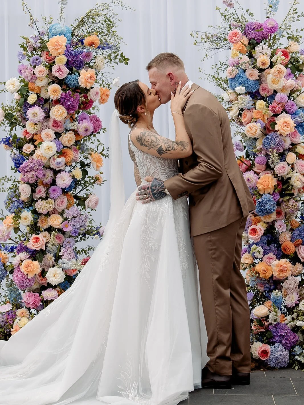 POV: you chose an immersive floral experience and it feels like a real life fairytale with the love of your life and pupperinos 💖

@inlightenphotography 
@pieroneweddings 
@grace_loves_lace 
@jakeitofficial 
@makeupbytiarne_
@airlieandco
@thdr 
@kya