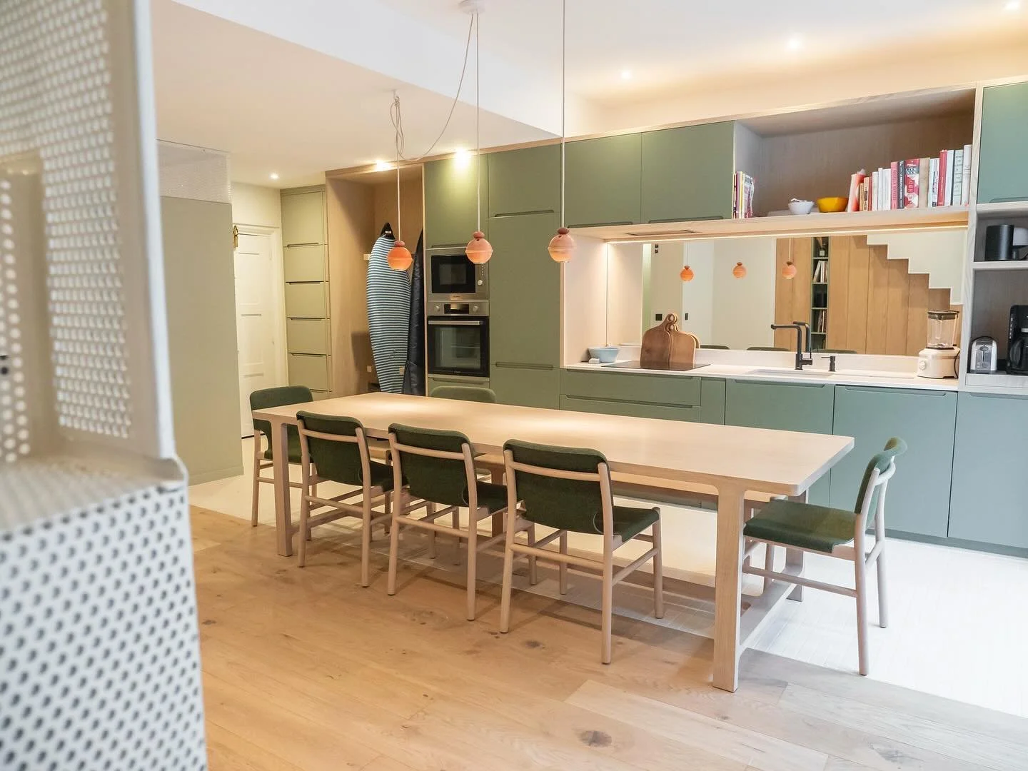 HONDARRIBIA .

R&eacute;novation / agencement sur mesure 

#surmesure #instadesign #decor #home #design #renovation #travaux #decorationinterieur #color #lighting #biarritz #architecte #inspiration #entreprisegenerale #generalcontractor #homerenovati