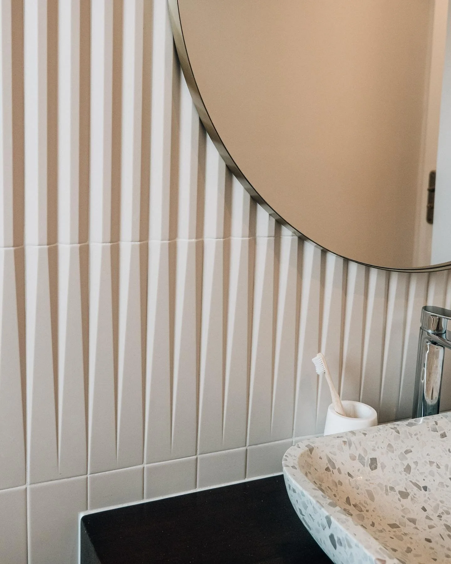 MARY .

R&eacute;novation

#surmesure #instadesign #decor #home #design #renovation #travaux #decorationinterieur #color #lighting #biarritz #architecte #inspiration #entreprisegenerale #generalcontractor #homerenovation