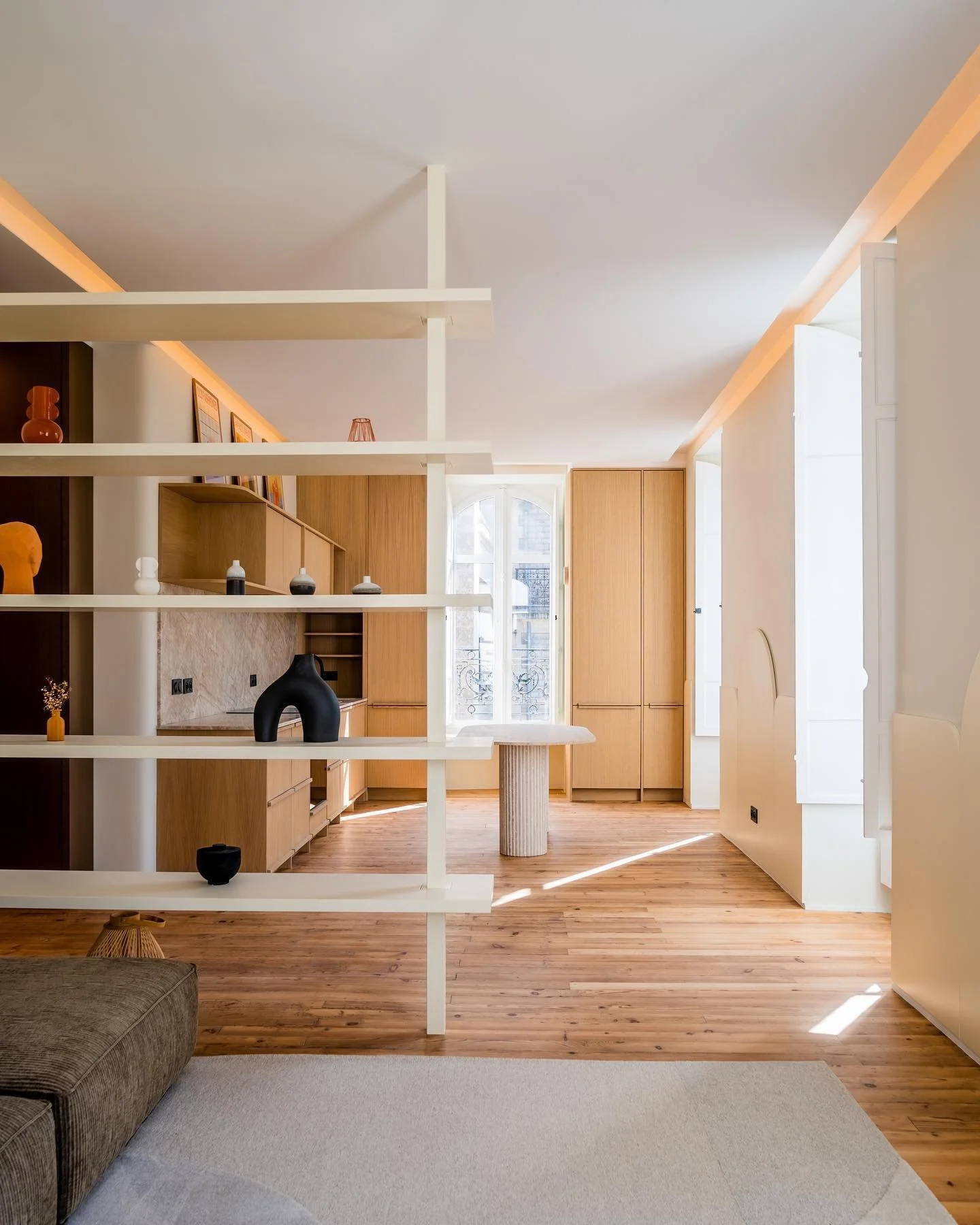 CLEMENCEAU .

R&eacute;novation / agencement sur mesure 

#surmesure #instadesign #decor #home #design #renovation #travaux #decorationinterieur #color #lighting #biarritz #architecte #inspiration #entreprisegenerale #generalcontractor #homerenovatio