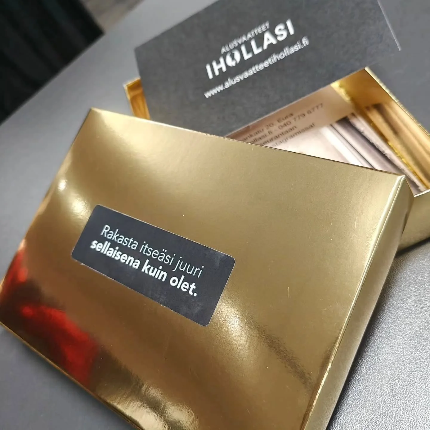 Anna l&auml;heisesi valita itse🎁
Meilt&auml; lahjakortit haluamallasi summalla, ovat voimassa vuoden ja voi k&auml;ytt&auml;&auml; kerralla tai osissa! 
🎄🎀