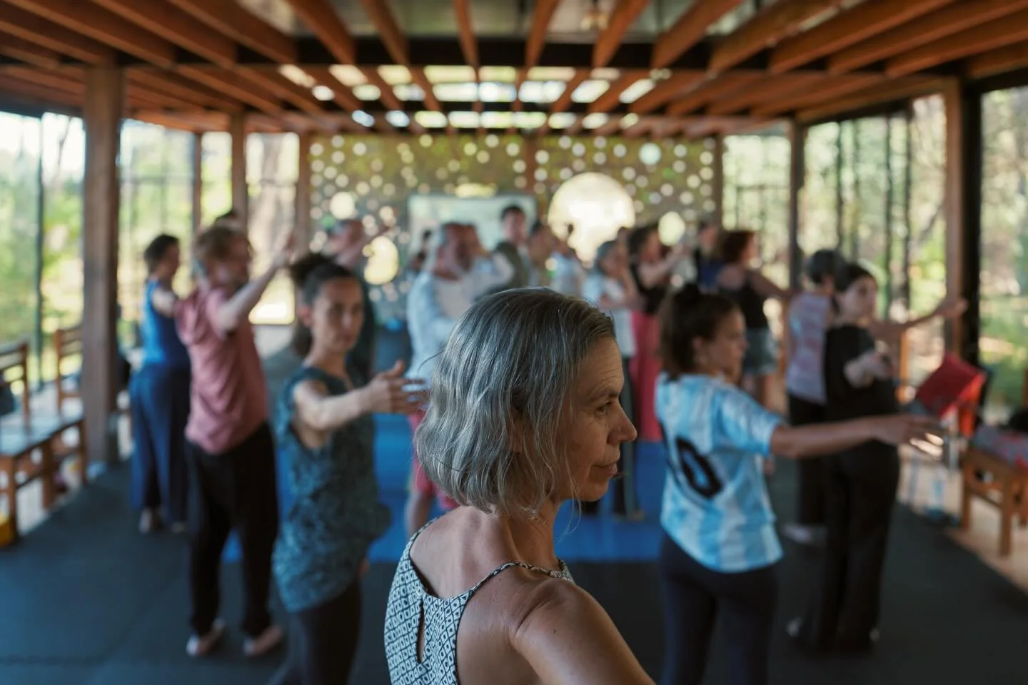 Nos alegra anunciarles que del 7 al 10 de abril, recibiremos en @euta.tecnicaalexander a Merran Poplar @merranpoplar 

Merran completo su formaci&oacute;n en Londres con Walter Carrington en 1994. Desde entonces se ha dedicado a la ense&ntilde;anza d