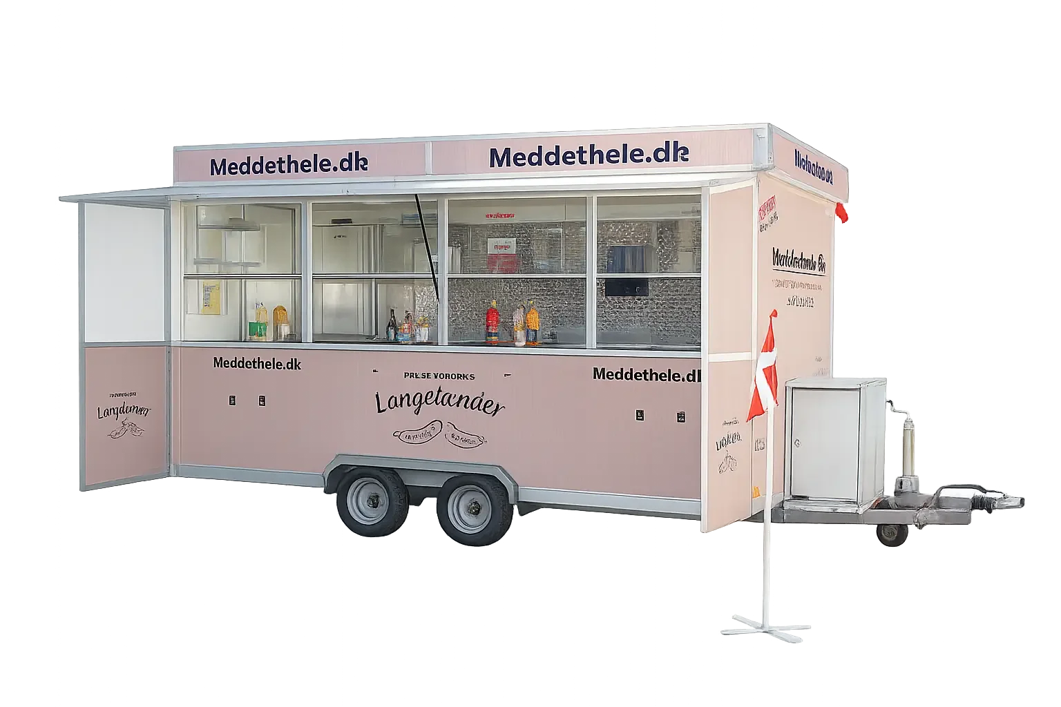 En reklameskærm trailer med teksten 'Meddetheke.dk' og kontaktoplysninger, placeret foran et grønt græs, med et trådnet bagved.