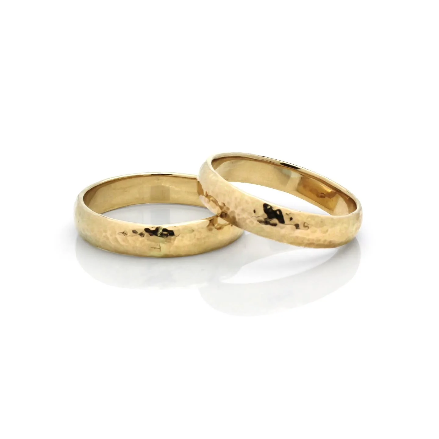 ✨ New Jewellery, Old Stories ✨
Did you know we can melt down your heirloom or outdated gold and transform it into something entirely new—designed just for you? Whether it’s a wedding ring, pendant, or everyday treasure, we love honouring