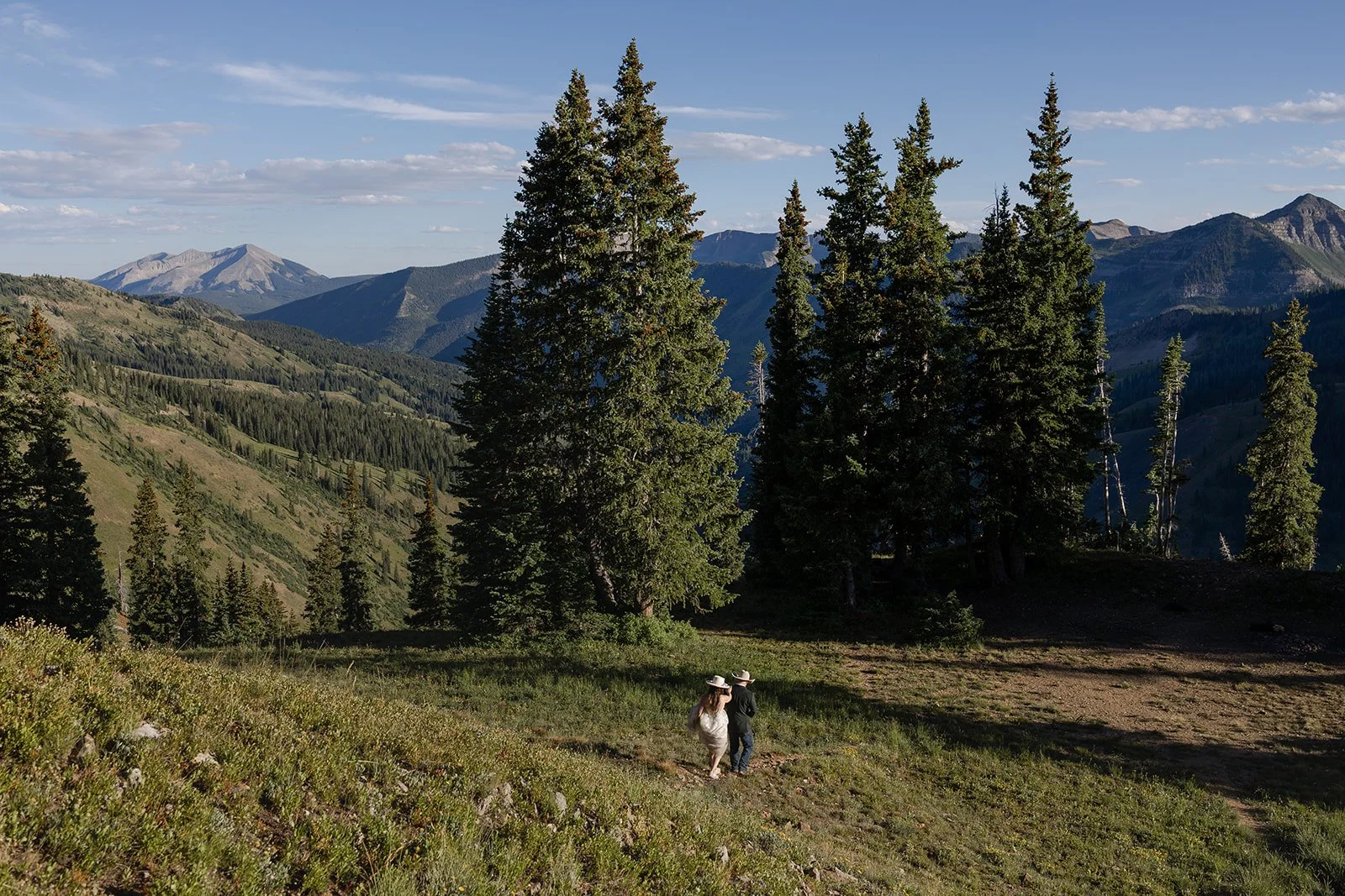 2-Day Crested Butte Micro Wedding at Peanut Lake