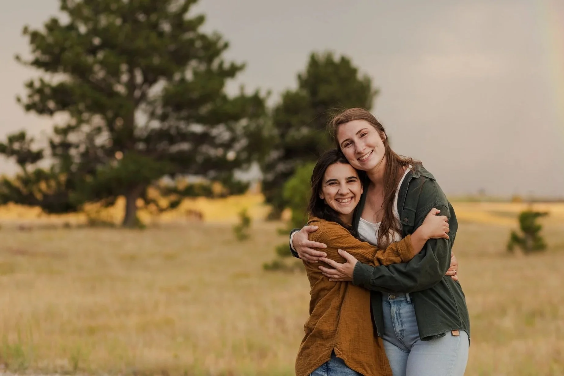 Elopement planner and elopement photographer based in Colorado and North Carolina.