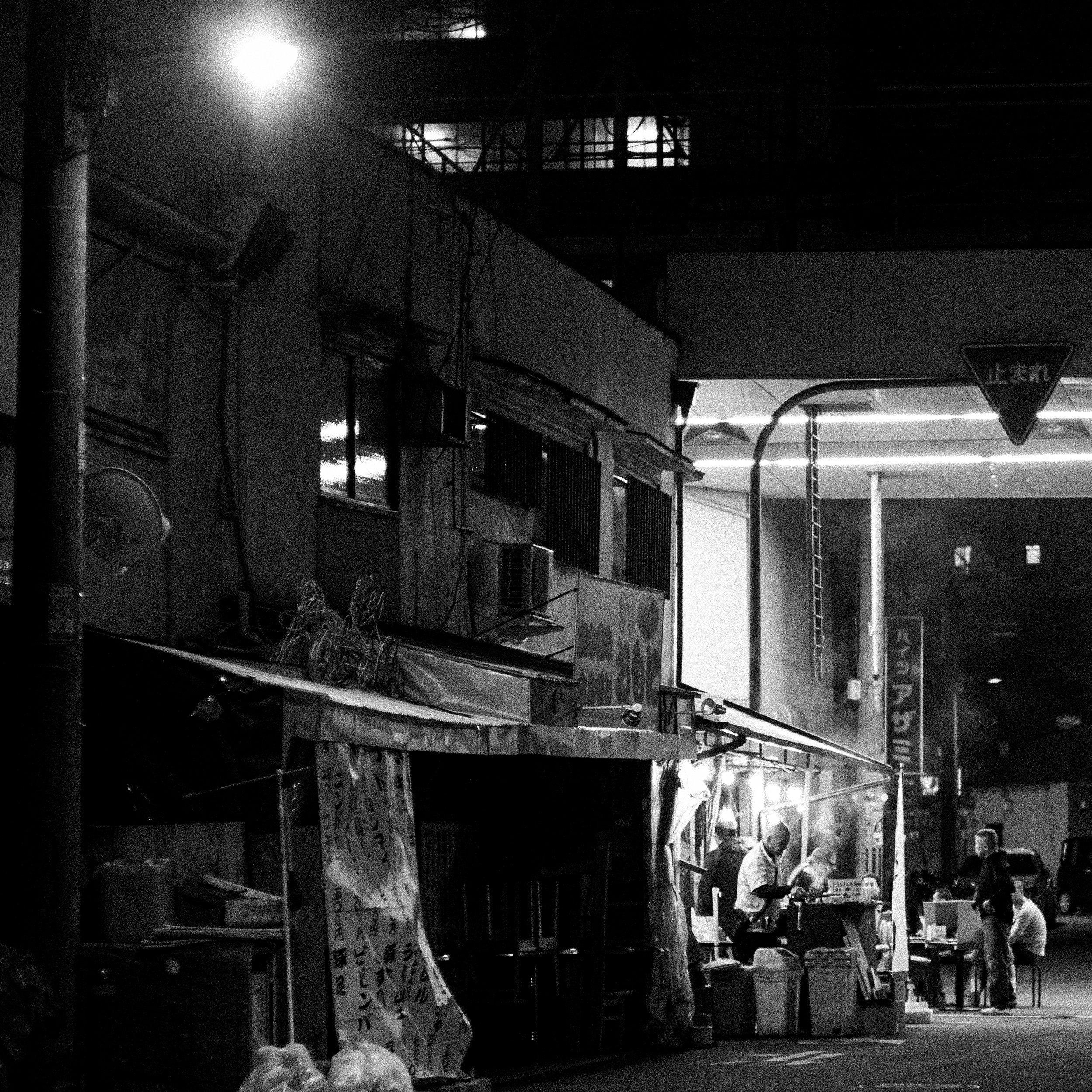 Tokyo_1x1_EXP_BW-22.jpg