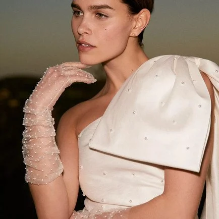 Pearl Gloves