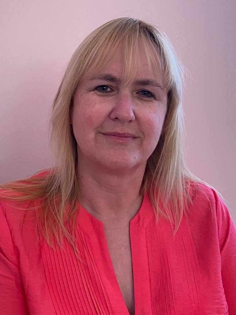 Kirstine Hunter's professional headshot - Humanistic Counsellor at The Brixton Practice