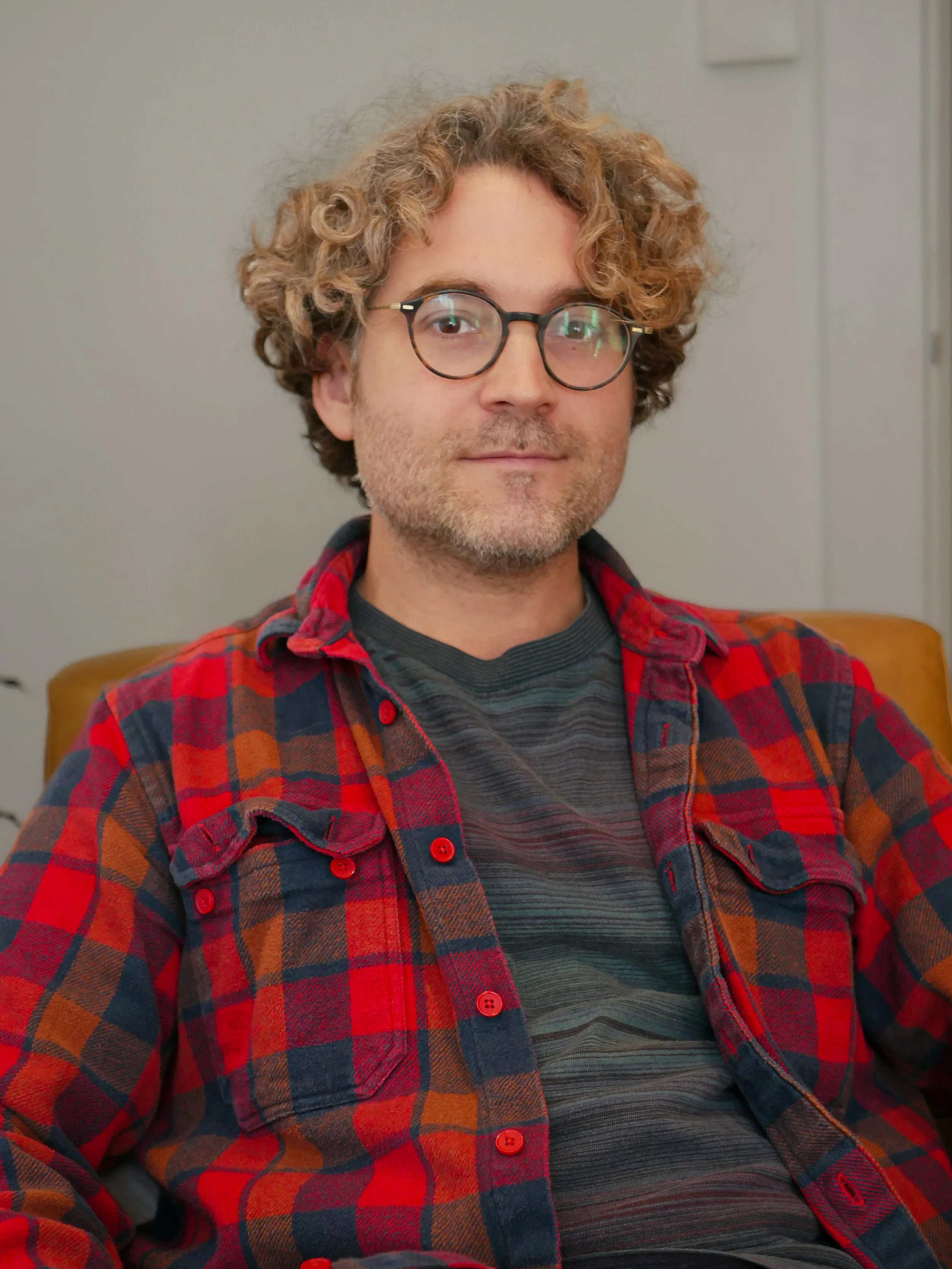 Neil McGarrigle professional headshot Psychotherapist trainee