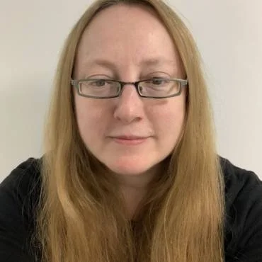 Dr Annie Stubley's professional headshot - Psychotherapist at The Brixton Practice