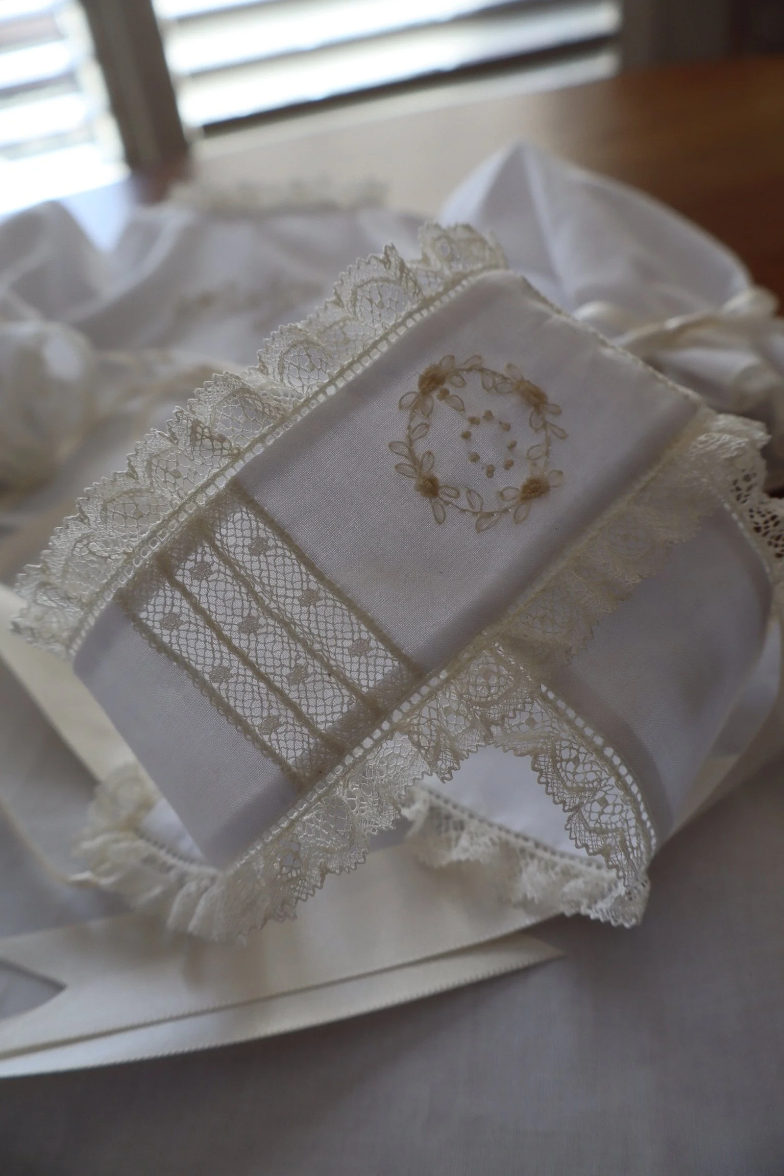 Classic T- Bonnet with Hand Embroidery