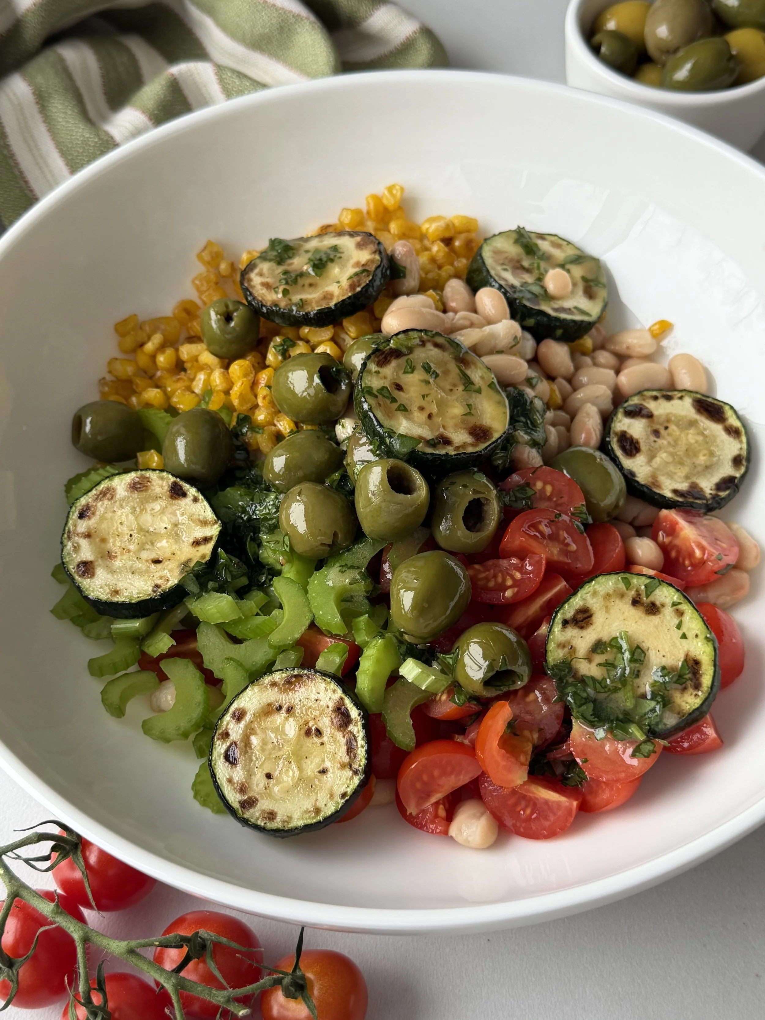 Salade aux haricots blancs et olives