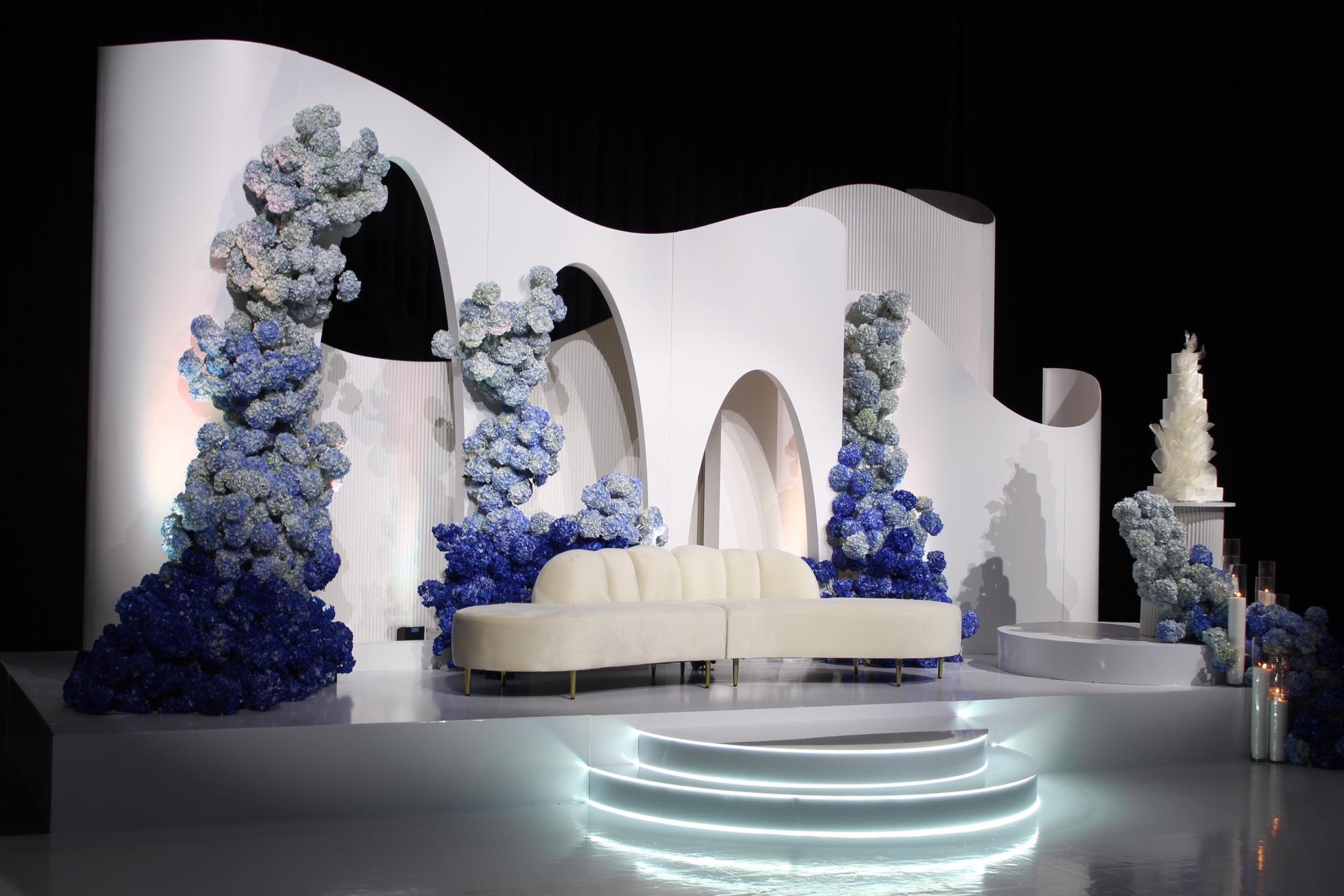 Modern White &amp; Blue Wedding Stage Decor with Hydrangeas (Copy)