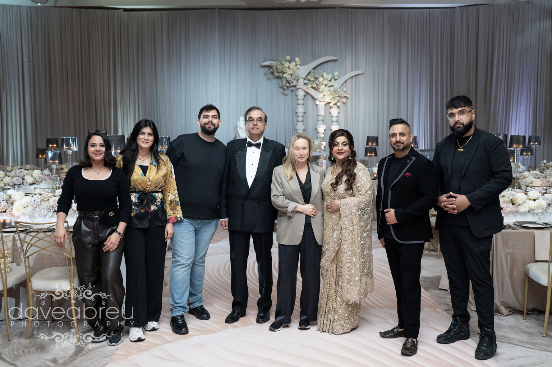 HOW PLANNER AND DESIGN STUDIO COLLABORATE ON HIGH - END WEDDING 