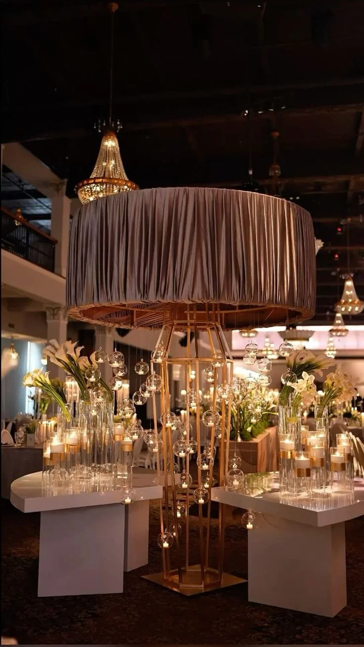 Oversized Feature Moments for Toronto Weddings