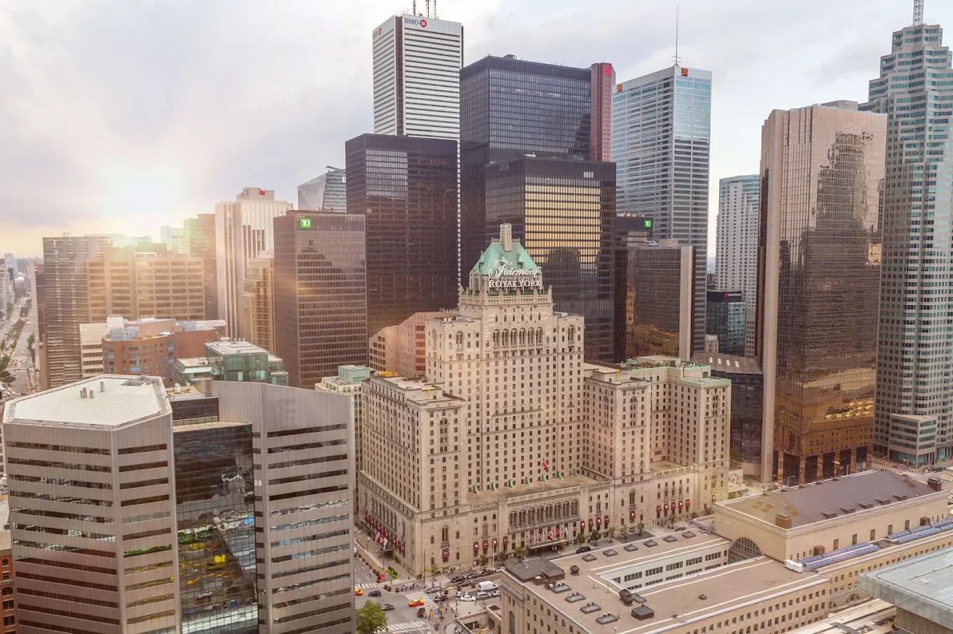 How to Design a Wedding at THE FAIRMONT ROYAL YORK