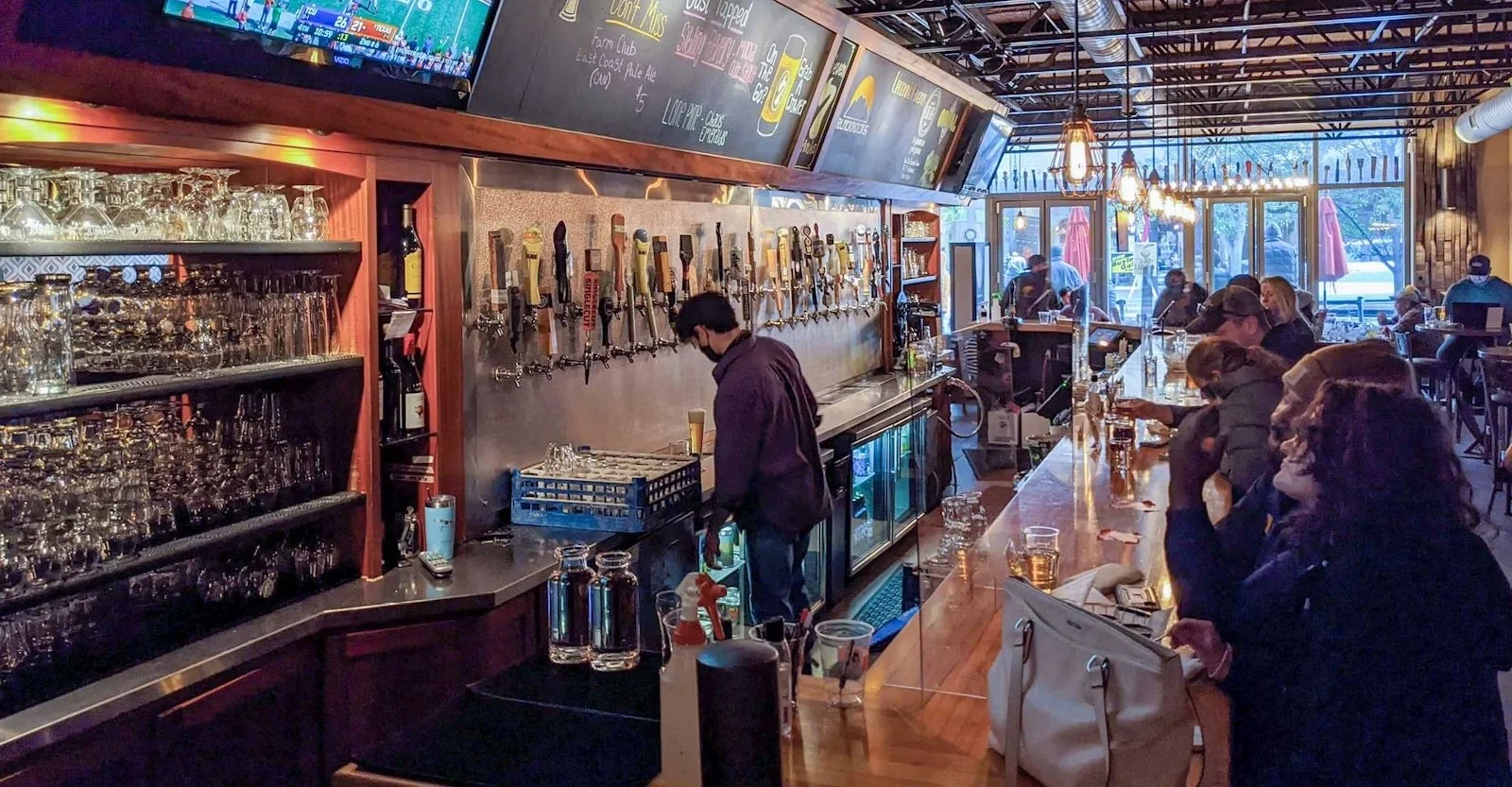 1656680954-love-handles-7-monks (1).jpeg