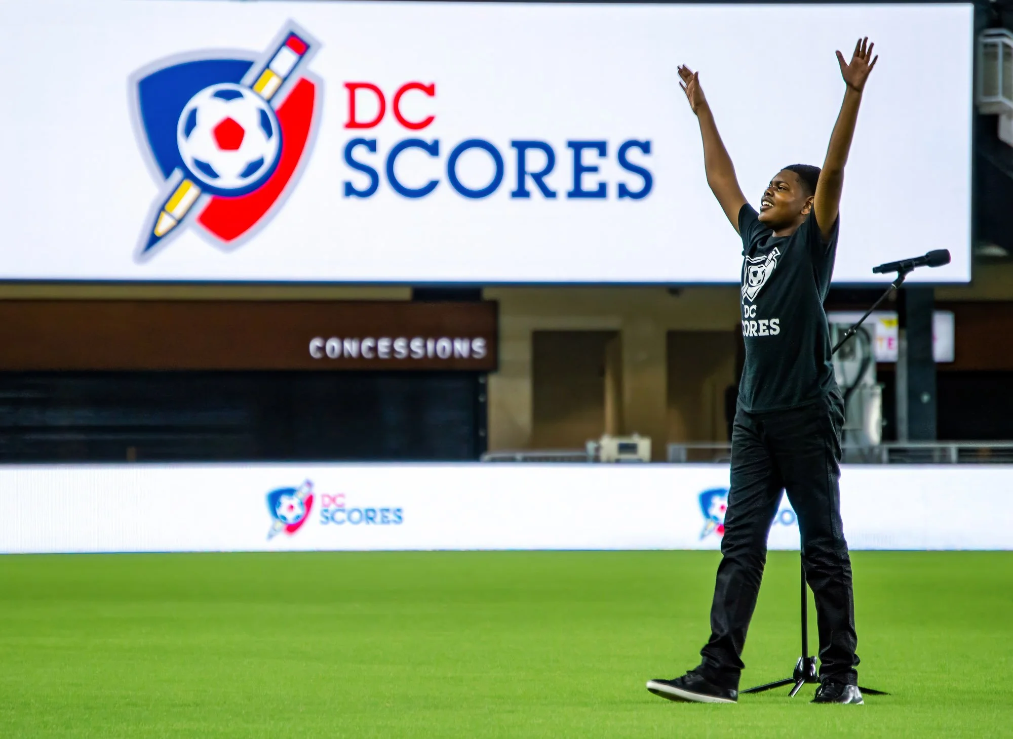 dc-scores-poet-athlete-one-night-one-goal-audi-field-2018-celebration.jpg