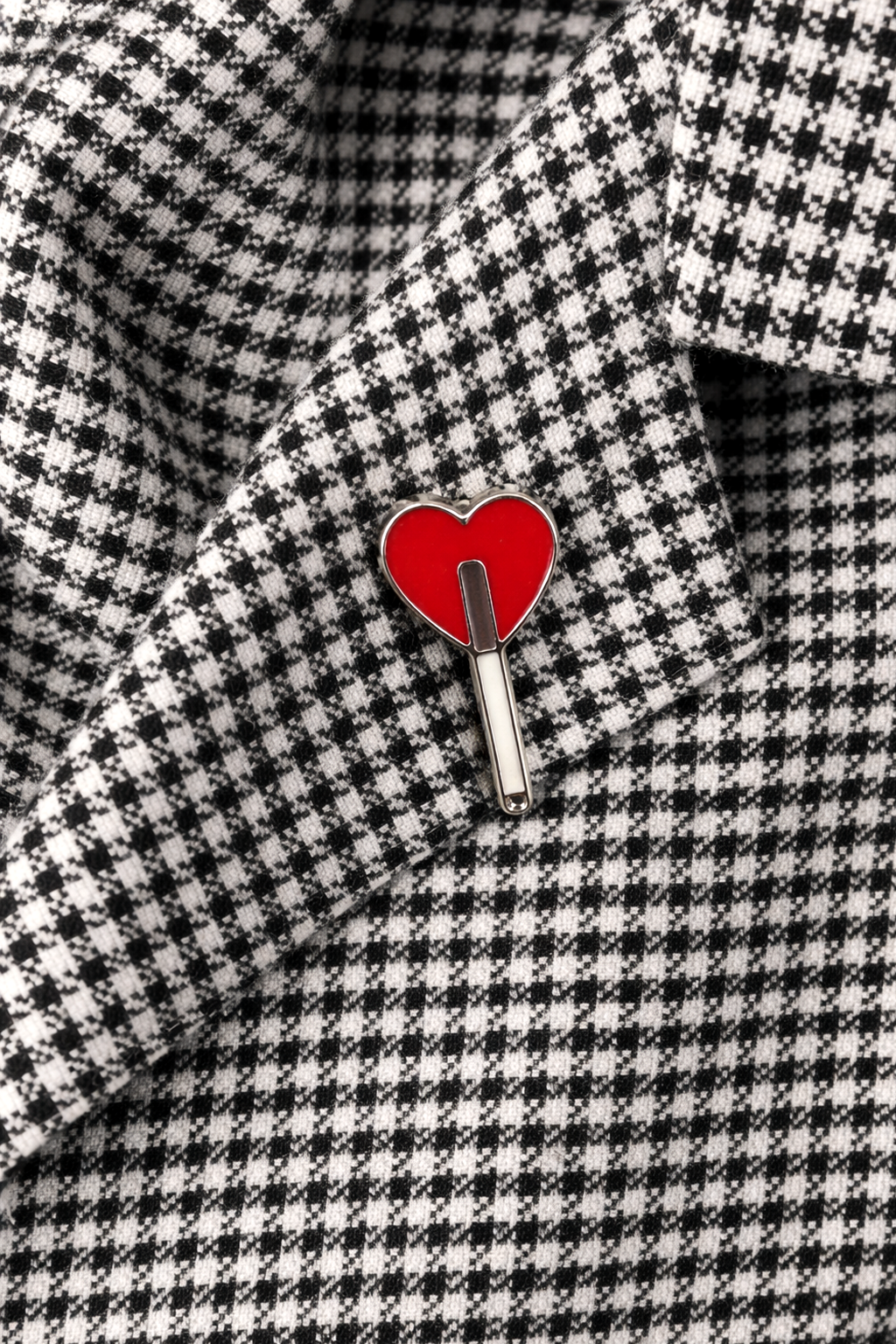 pins sucette blazer.png