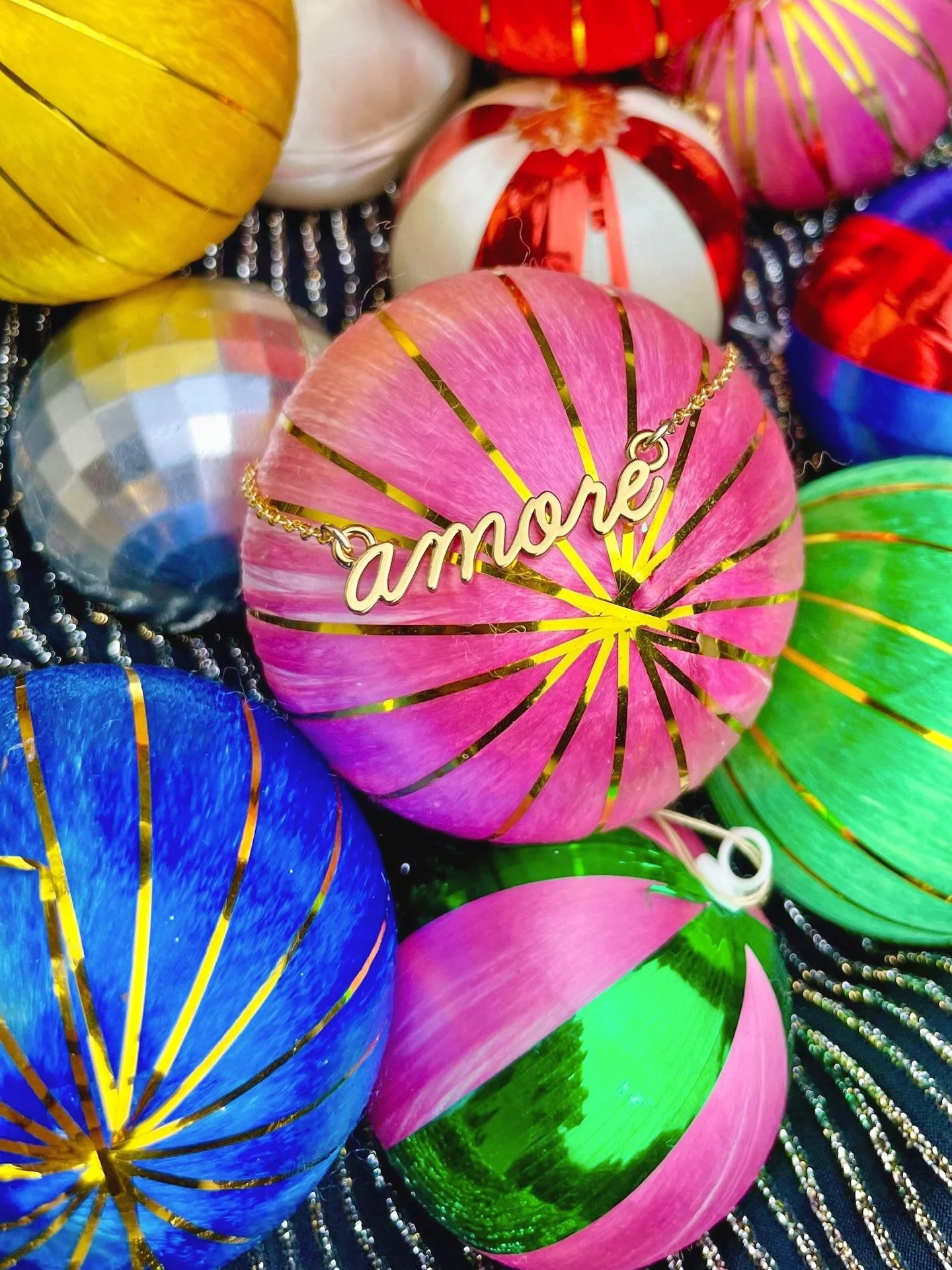 Brillez ✨pour les f&ecirc;tes avec le collier en or amore fabriqu&eacute; en France 🇫🇷