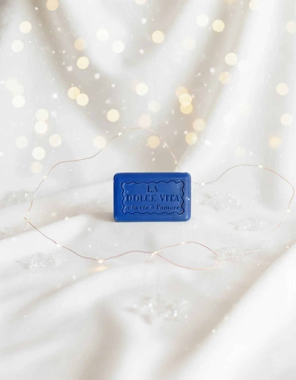 Derni&egrave;res heures pour passer vos commandes 🎄🎁💫

Commandes possibles jusqu&rsquo;au 18 d&eacute;cembre 16h. Reprise des exp&eacute;ditions le 29 d&eacute;cembre. 
Merci de votre confiance et passez d&rsquo;excellentes f&ecirc;tes de fin d&rs