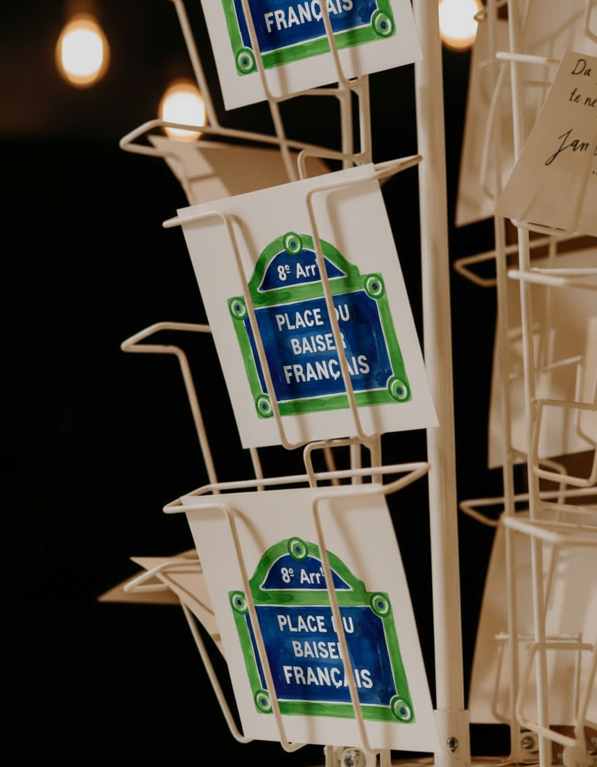 CARTE POSTALE RUE PARIS.png