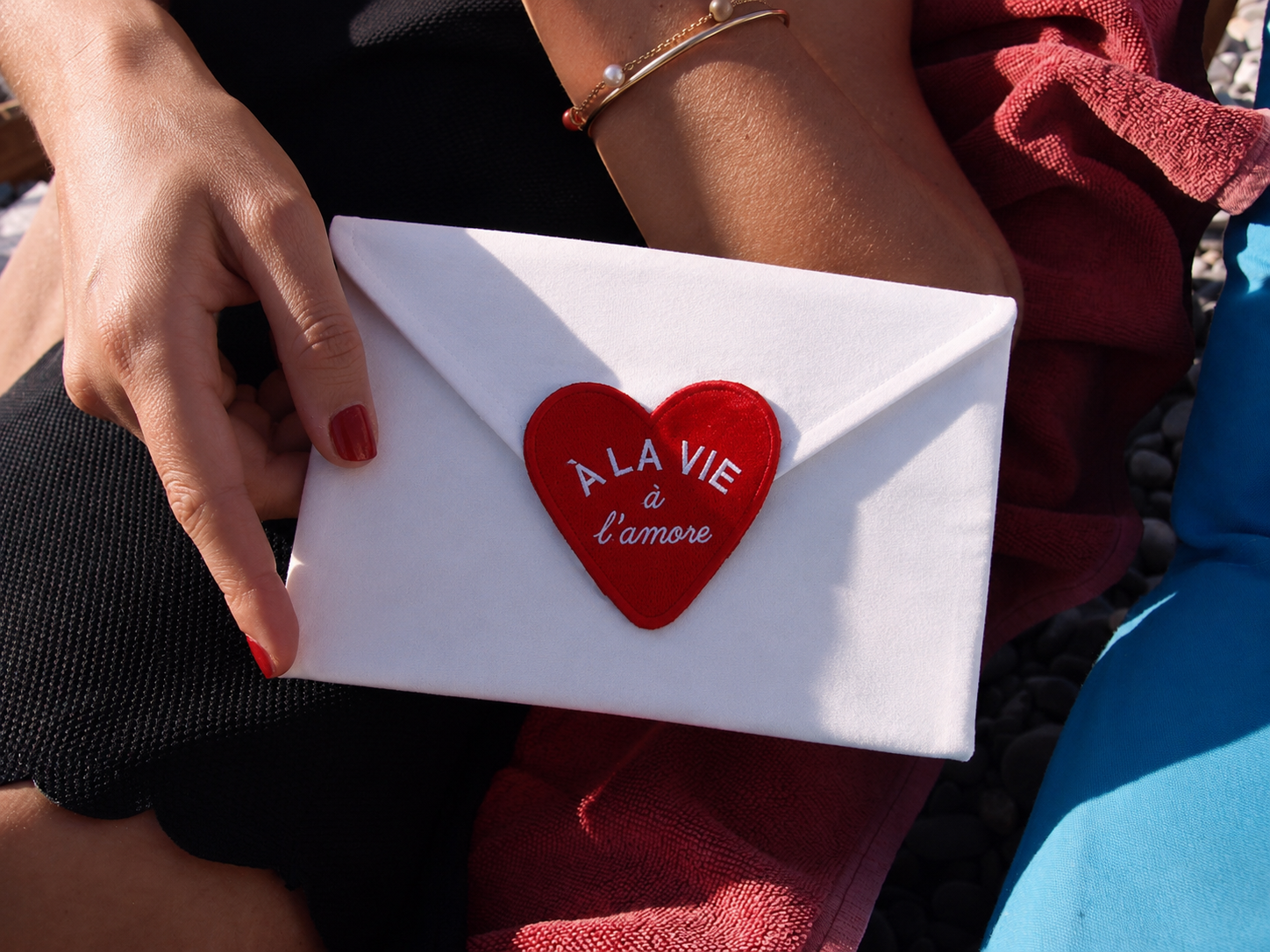 jolie pochette en coton.png