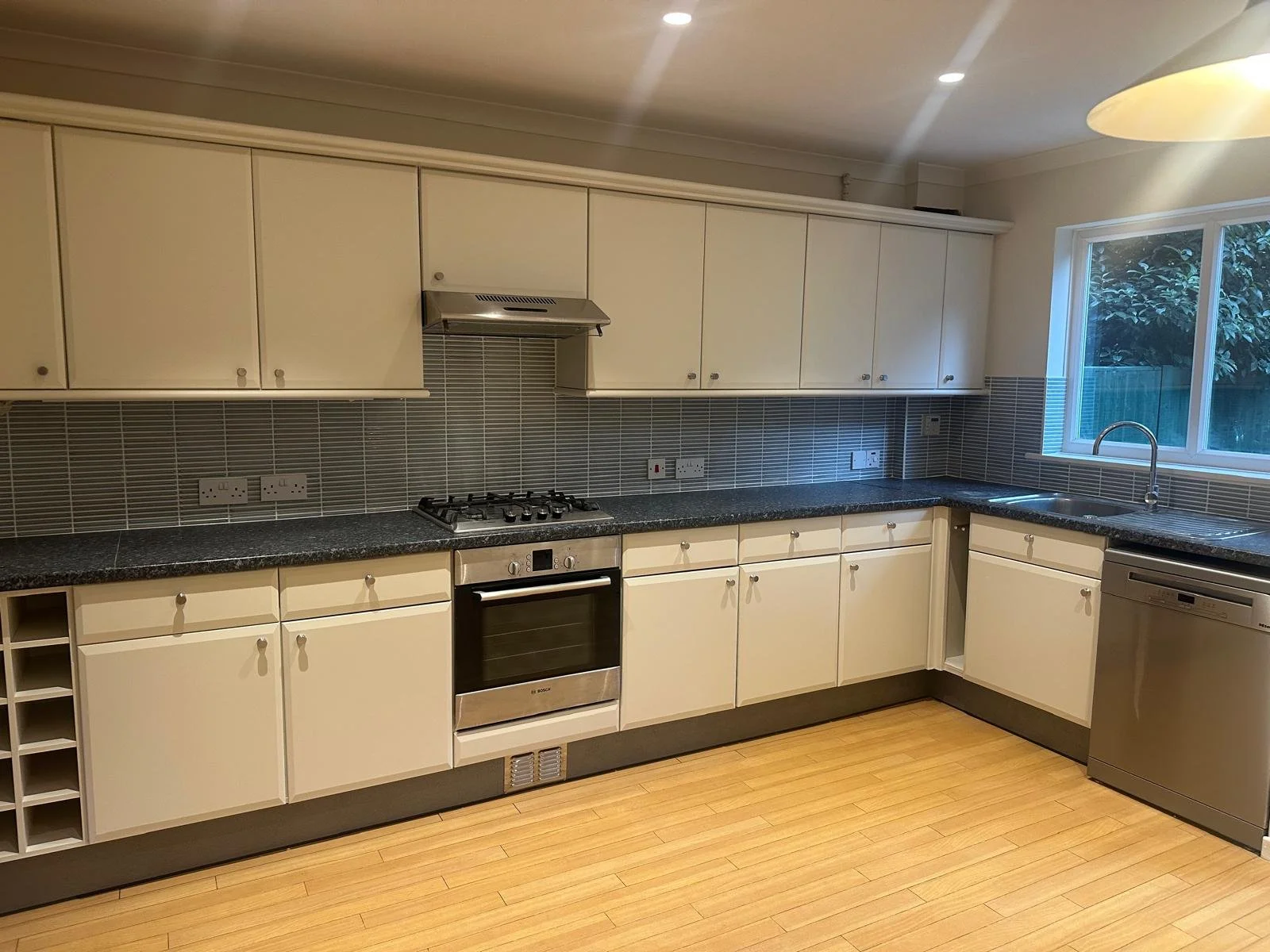 WhatsApp Image 2026-03-24 at 15.19.31 (4).jpeg