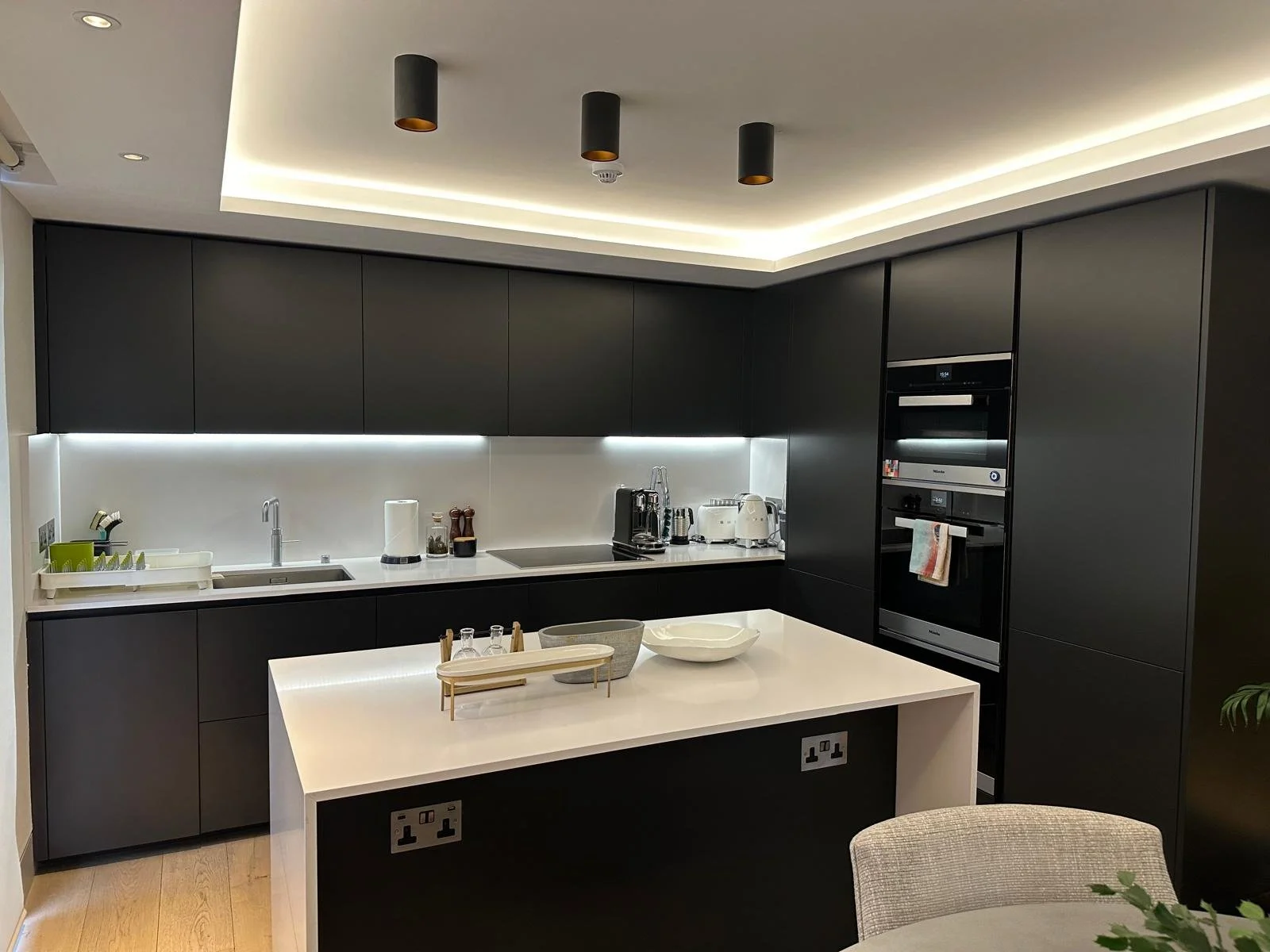 WhatsApp Image 2026-03-24 at 15.19.31 (8).jpeg