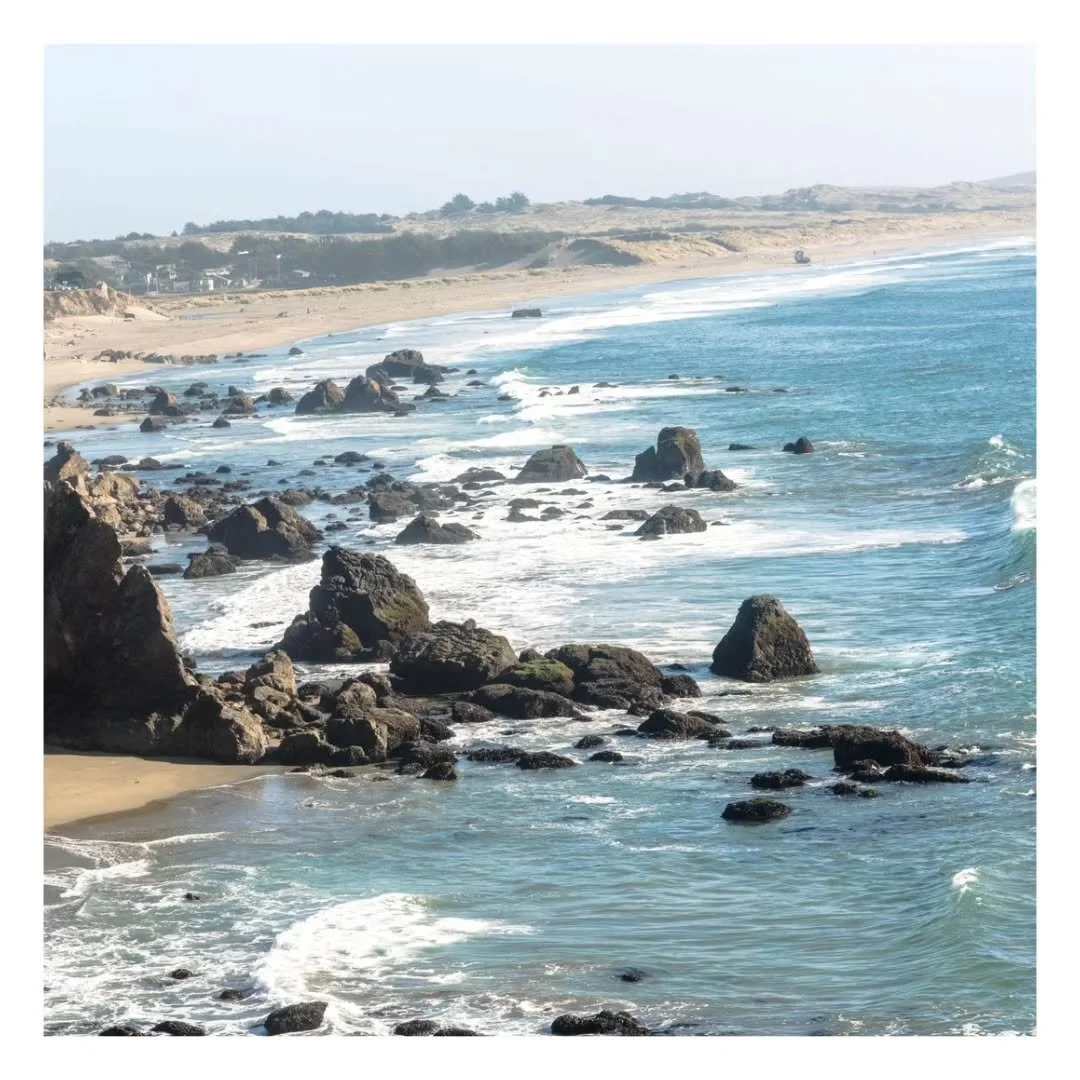 "View" - Capturing the timeless beauty of the shore &ndash; where serenity meets rugged elegance. 📷

#natureinfocus #photographymagic