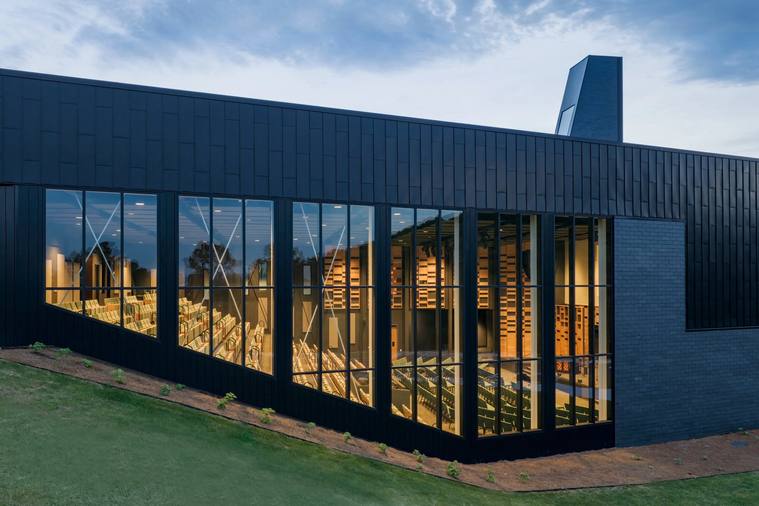 modus studio - c3 - THDR001.jpg
