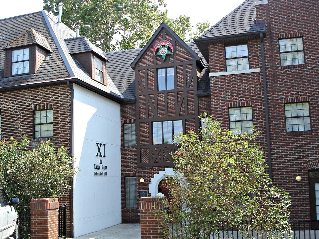 kappa_sigma_exterior_2.jpg