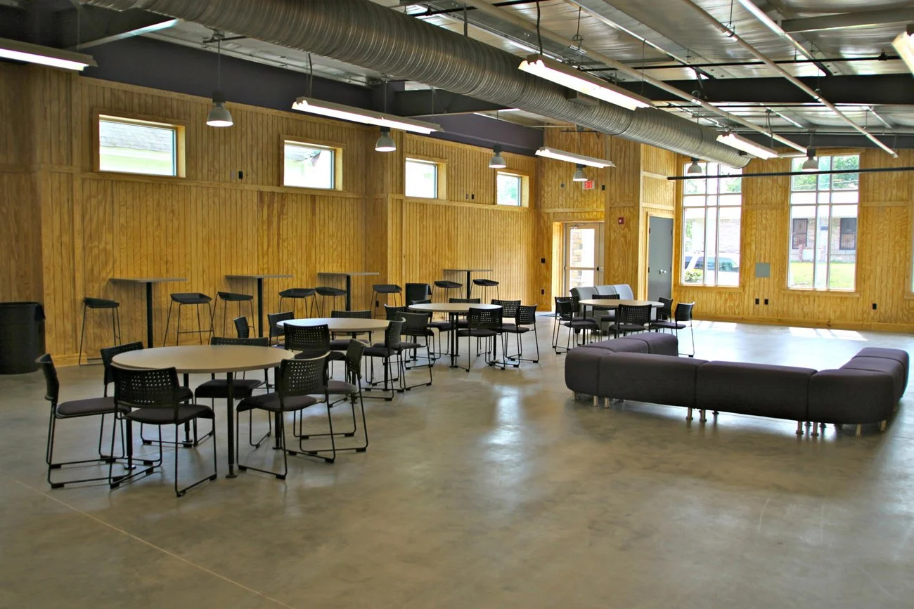 buffalo_barn_interior.jpg