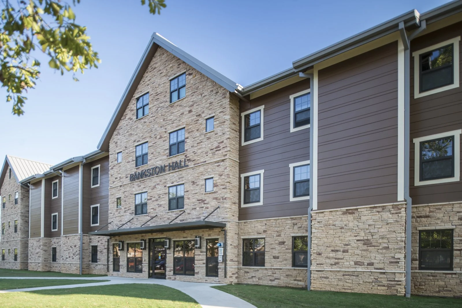 UAM_Bankston_01 - Copy.jpg