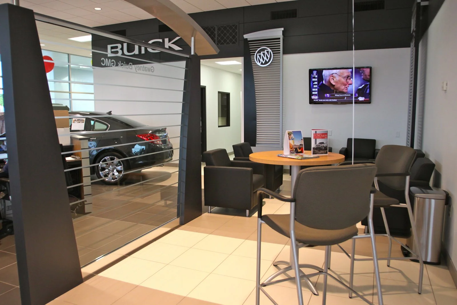 gwatney_buick_gmc_interior_1.jpg