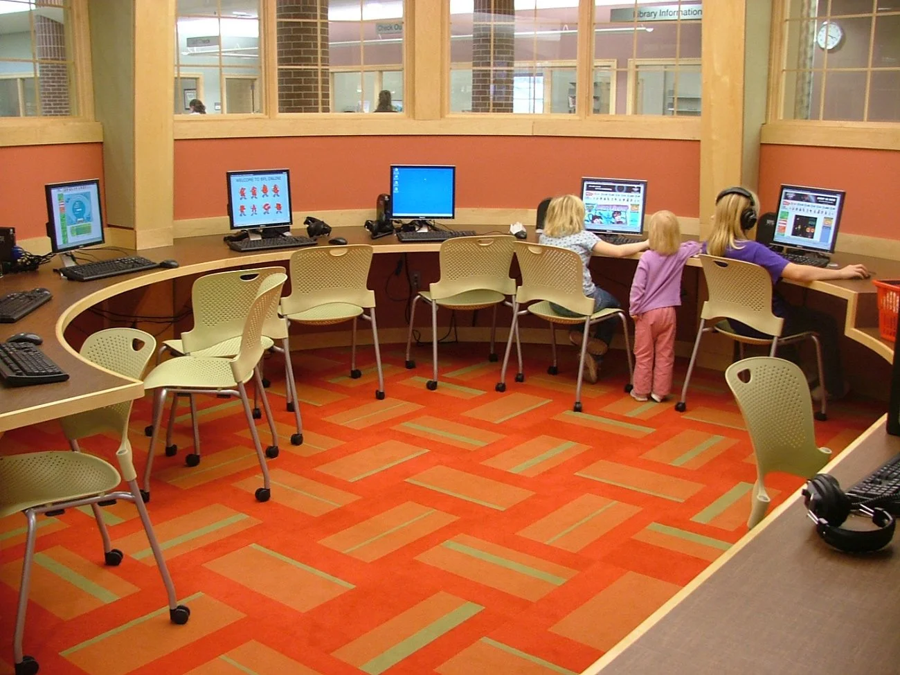 bentonville_libary_interior_1.jpg