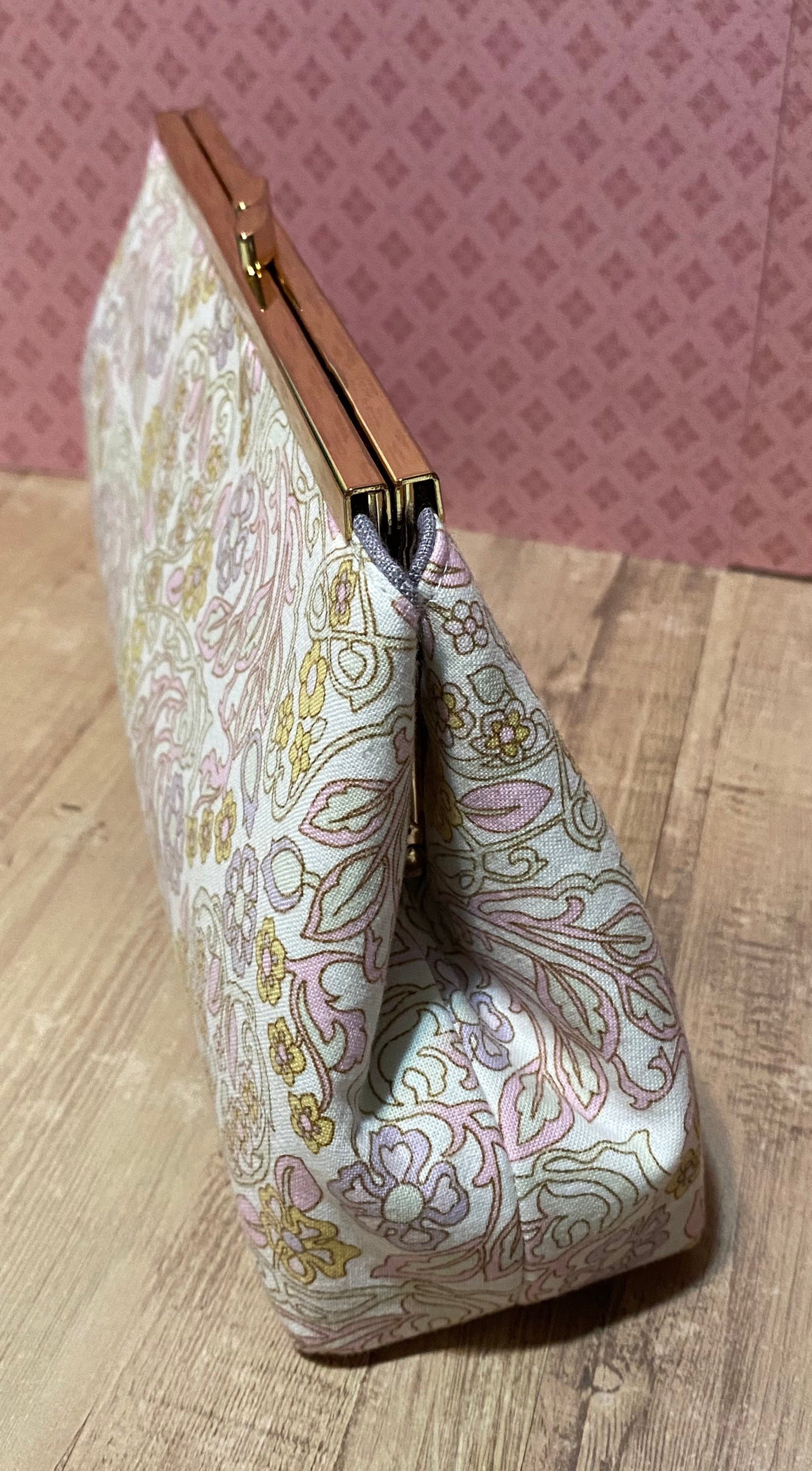 https://i.etsystatic.com/5966157/r/il/10dc85/2758626742/il_fullxfull.2758626742_fqul.jpg