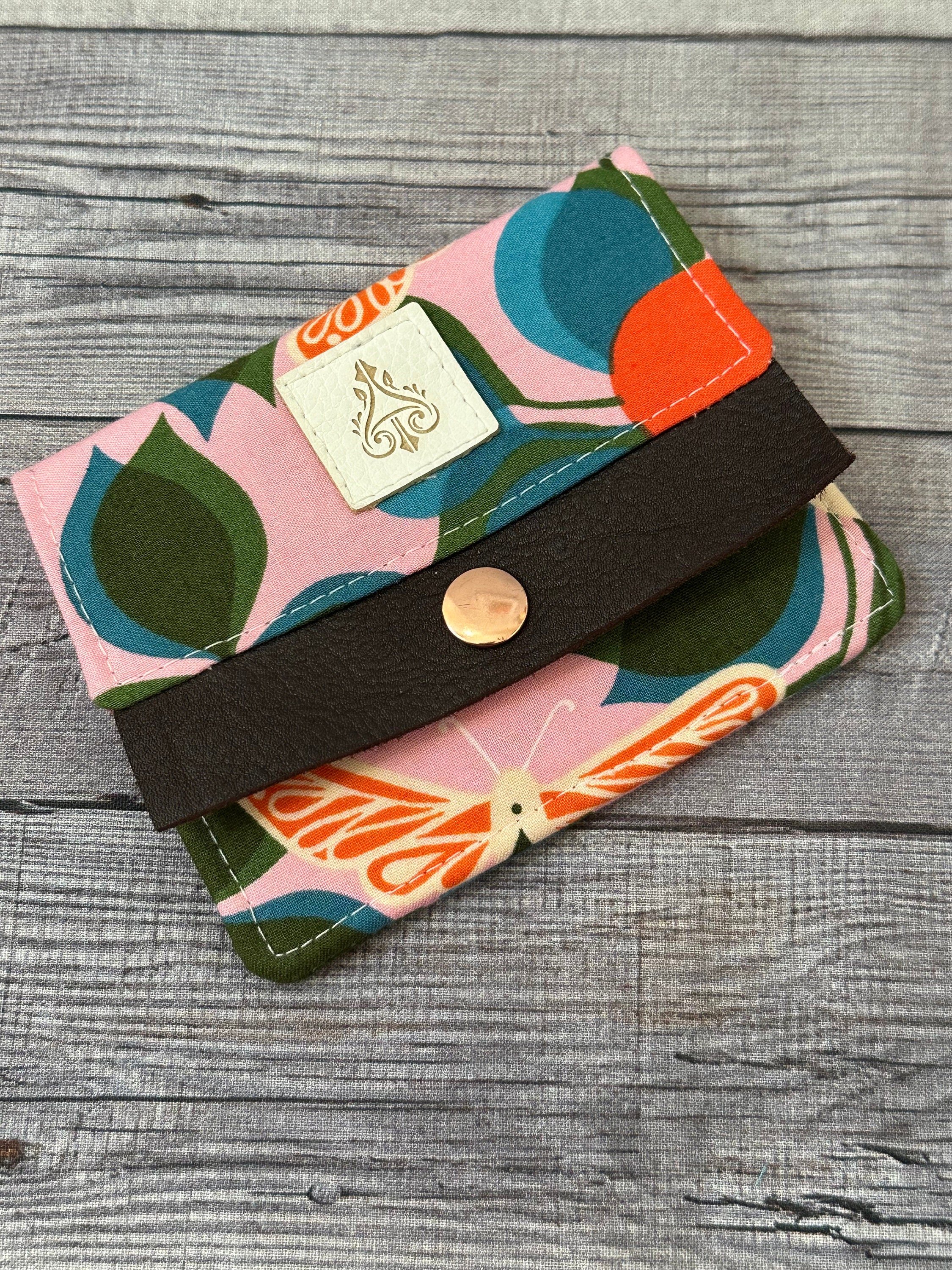 https://i.etsystatic.com/5966157/r/il/d5b25e/5705593906/il_fullxfull.5705593906_7shz.jpg
