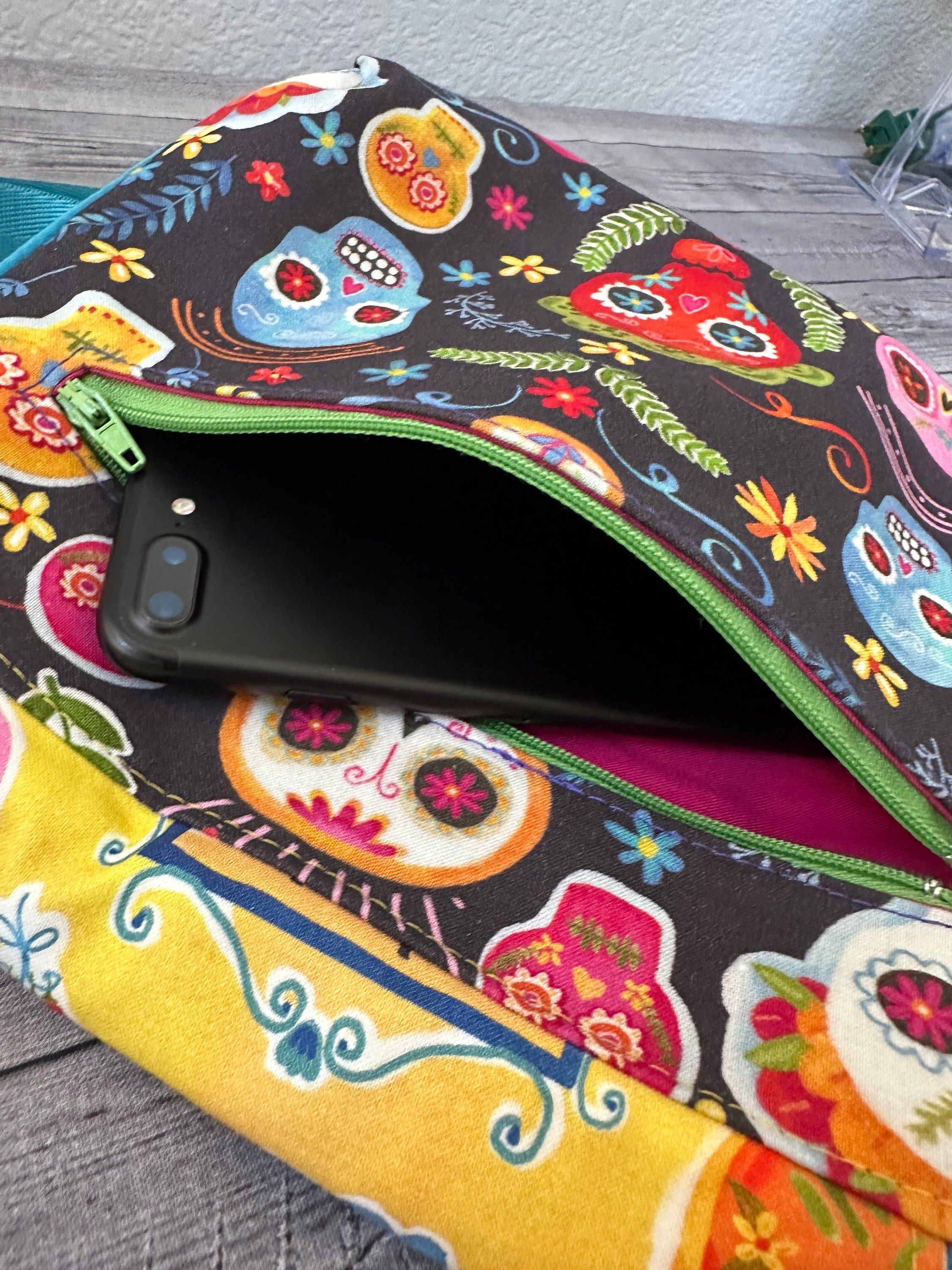 https://i.etsystatic.com/5966157/r/il/3a2fa5/5625367537/il_fullxfull.5625367537_3r6v.jpg