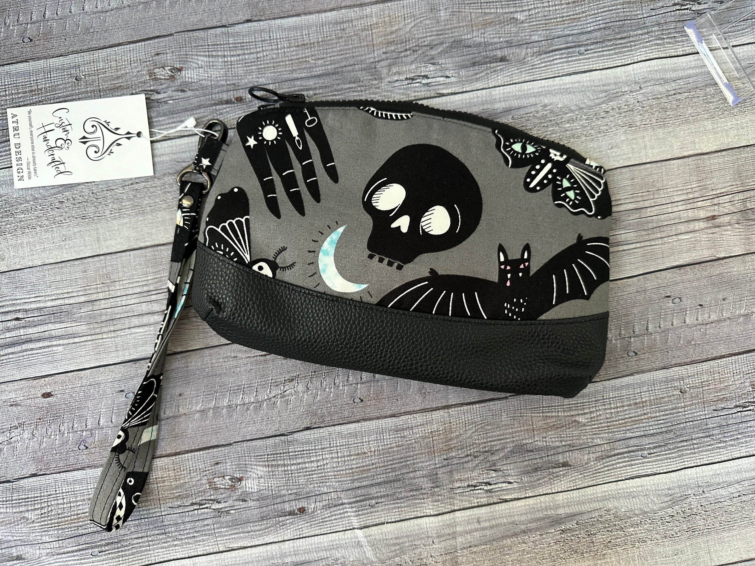 https://i.etsystatic.com/5966157/r/il/ef882a/5484801980/il_fullxfull.5484801980_2pcl.jpg