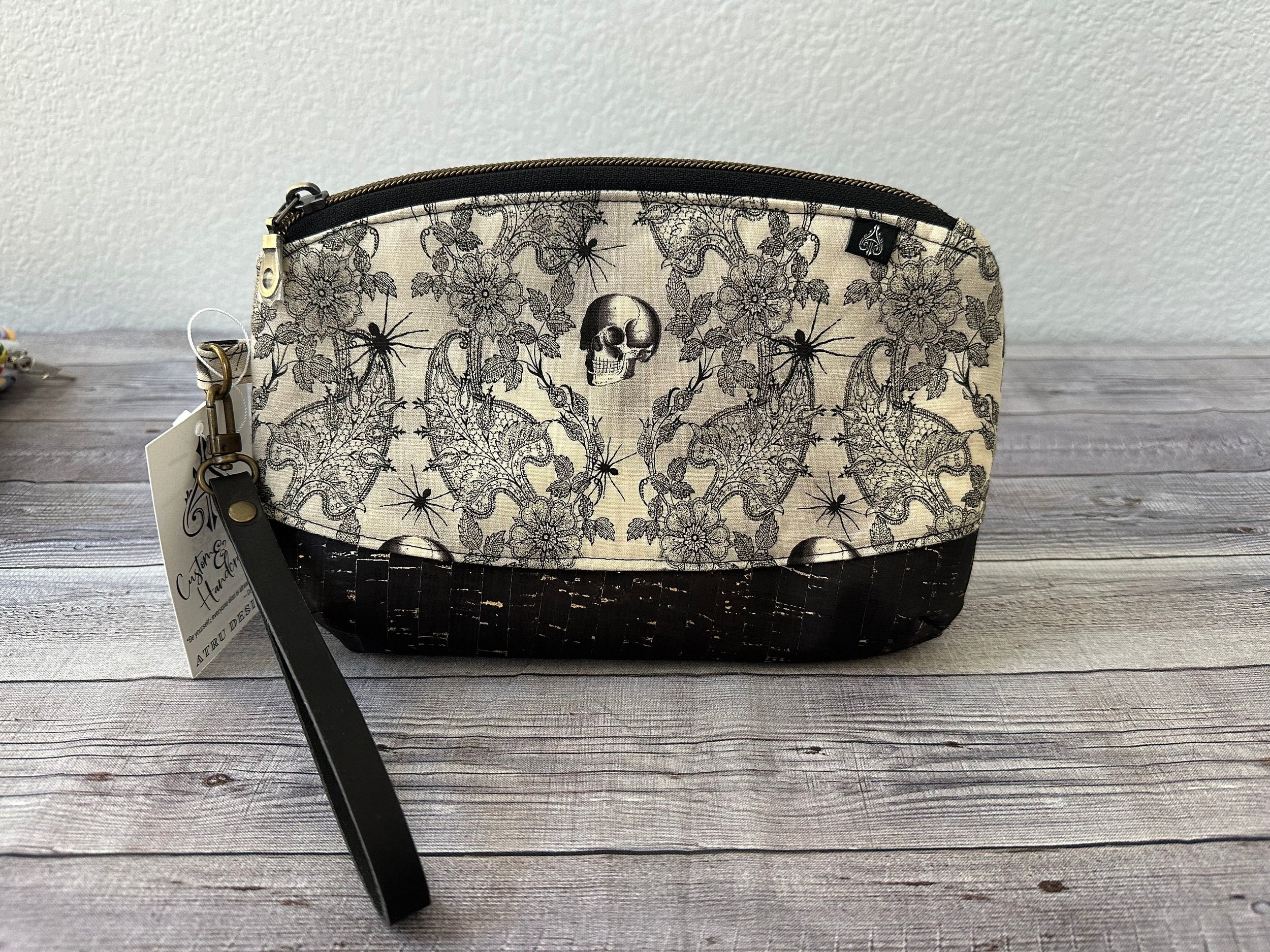 https://i.etsystatic.com/5966157/r/il/229863/5484599704/il_fullxfull.5484599704_qdn4.jpg