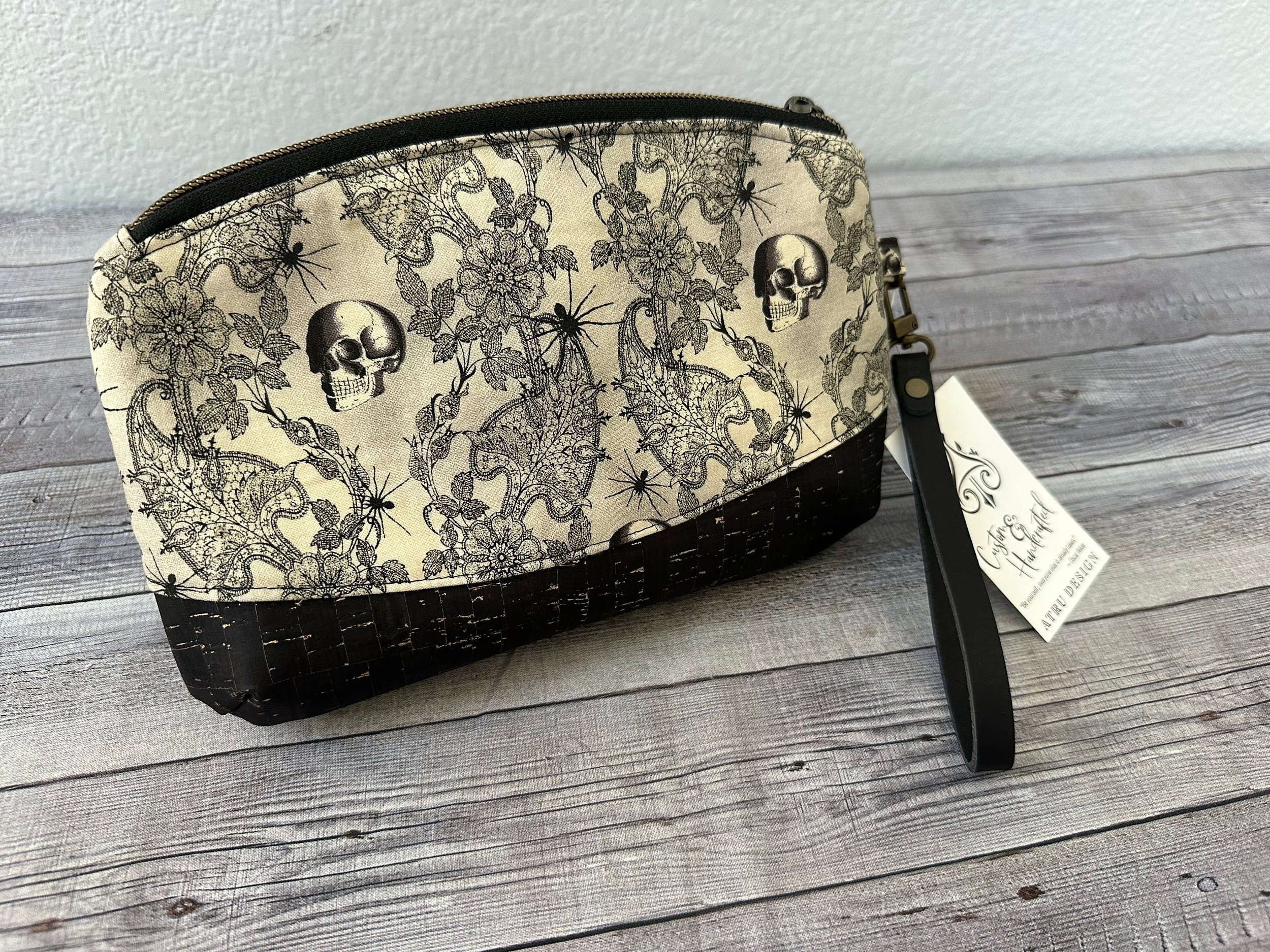 https://i.etsystatic.com/5966157/r/il/e1f8d9/5484580418/il_fullxfull.5484580418_34qu.jpg