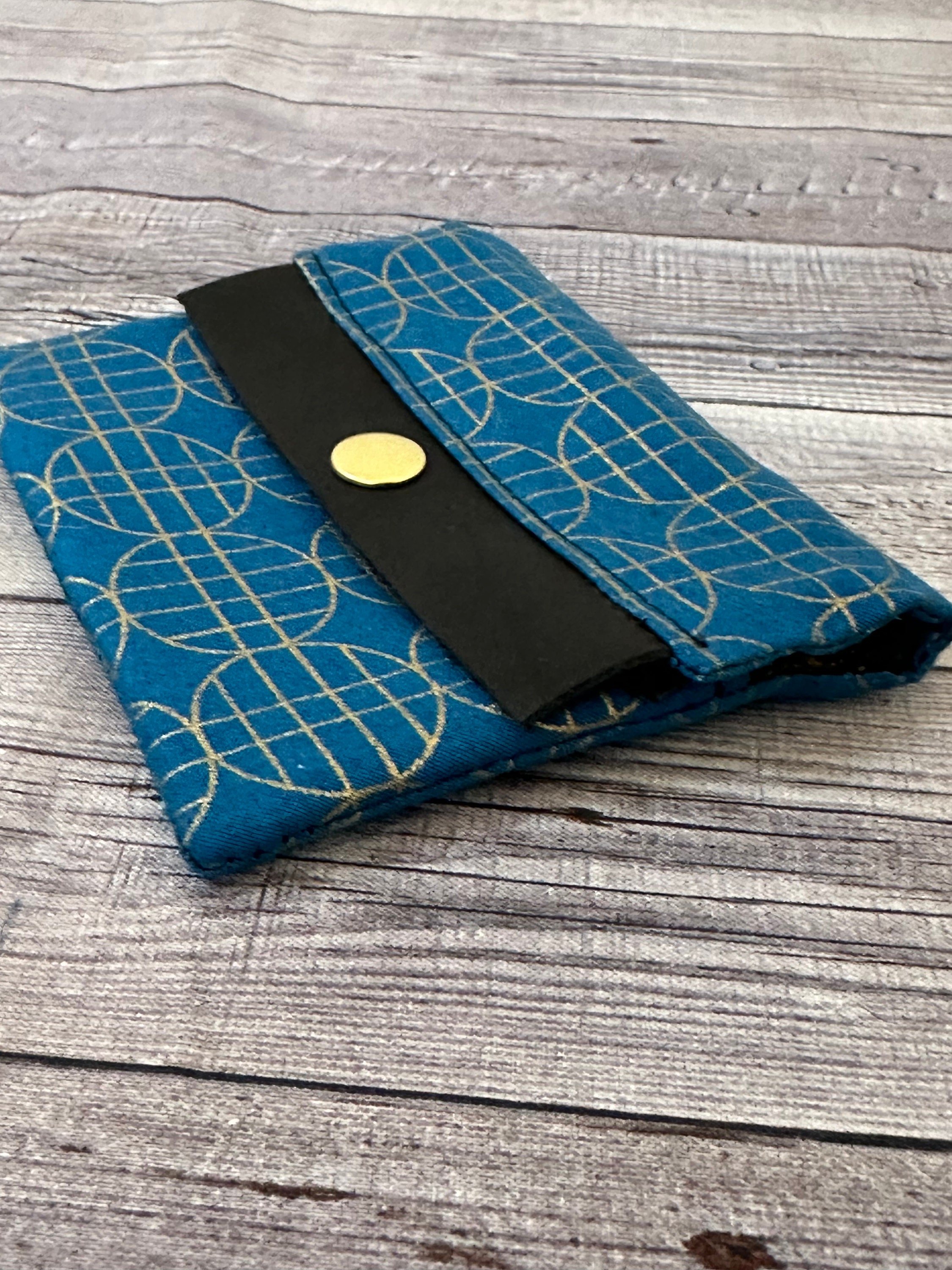 https://i.etsystatic.com/5966157/r/il/e77ed0/5751769619/il_fullxfull.5751769619_8jrk.jpg